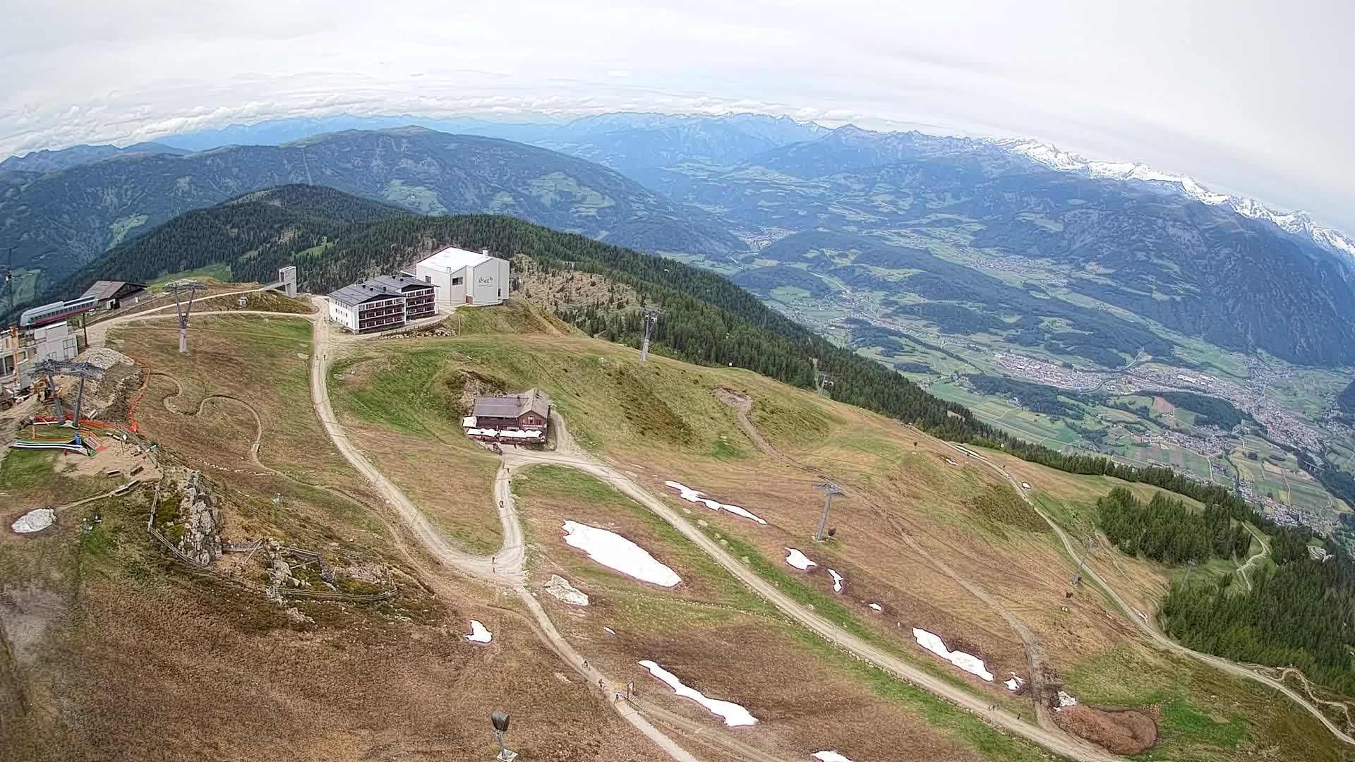 Skigebiet Kronplatz Gipfel | Blick auf Bruneck
