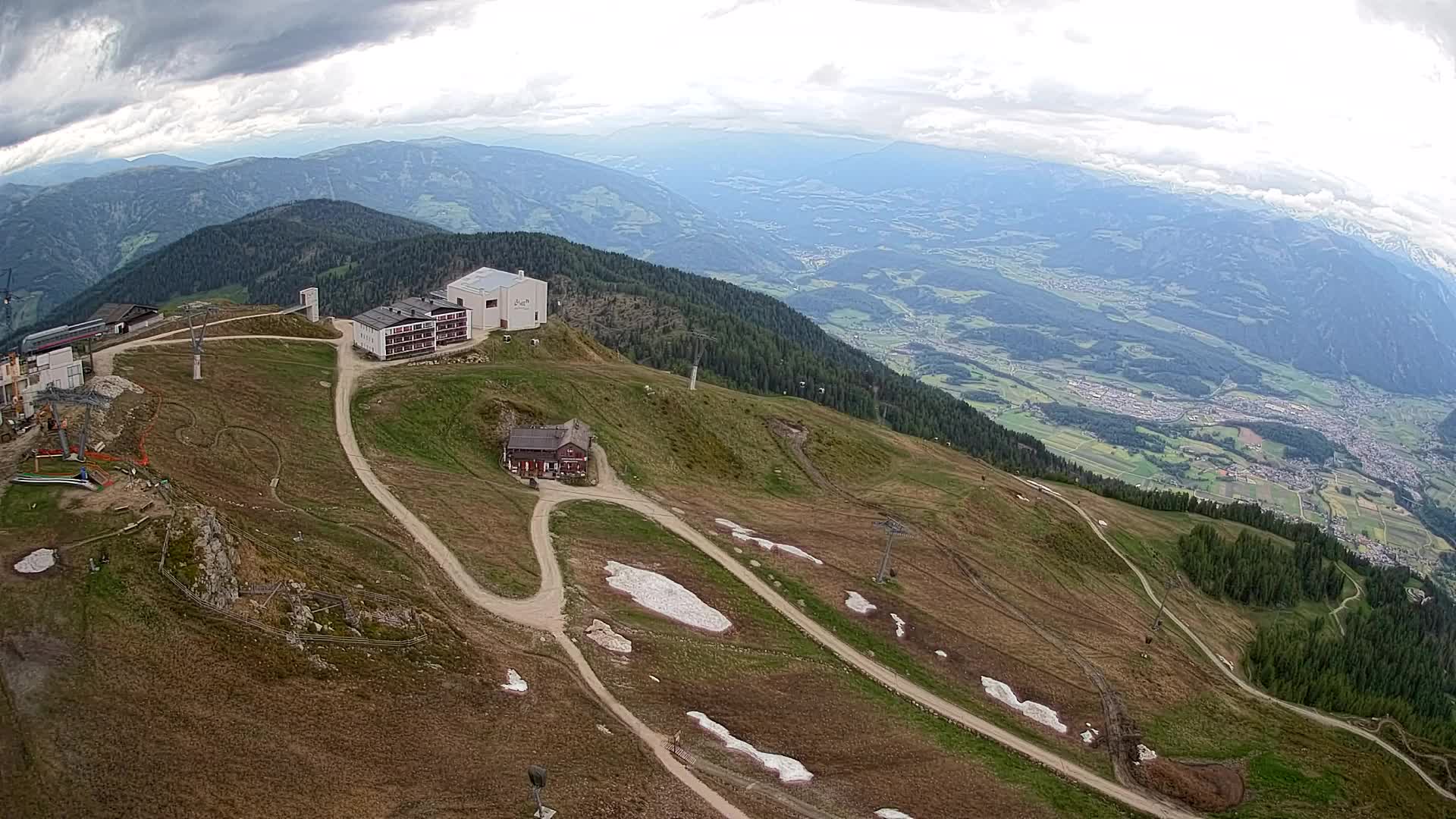 Skigebiet Kronplatz Gipfel | Blick auf Bruneck