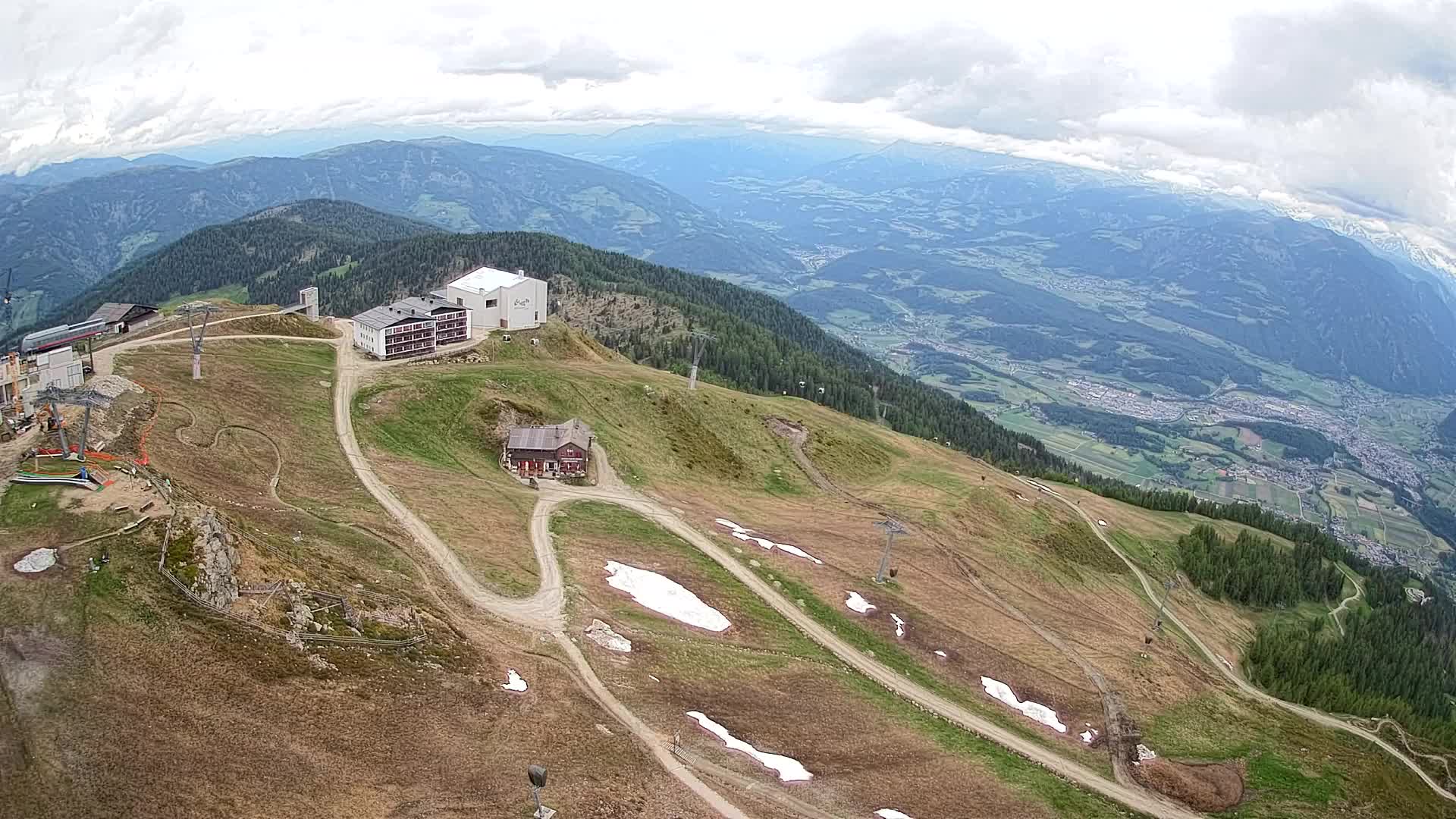 Smučišče Kronplatz – vrh | pogled na Bruneck