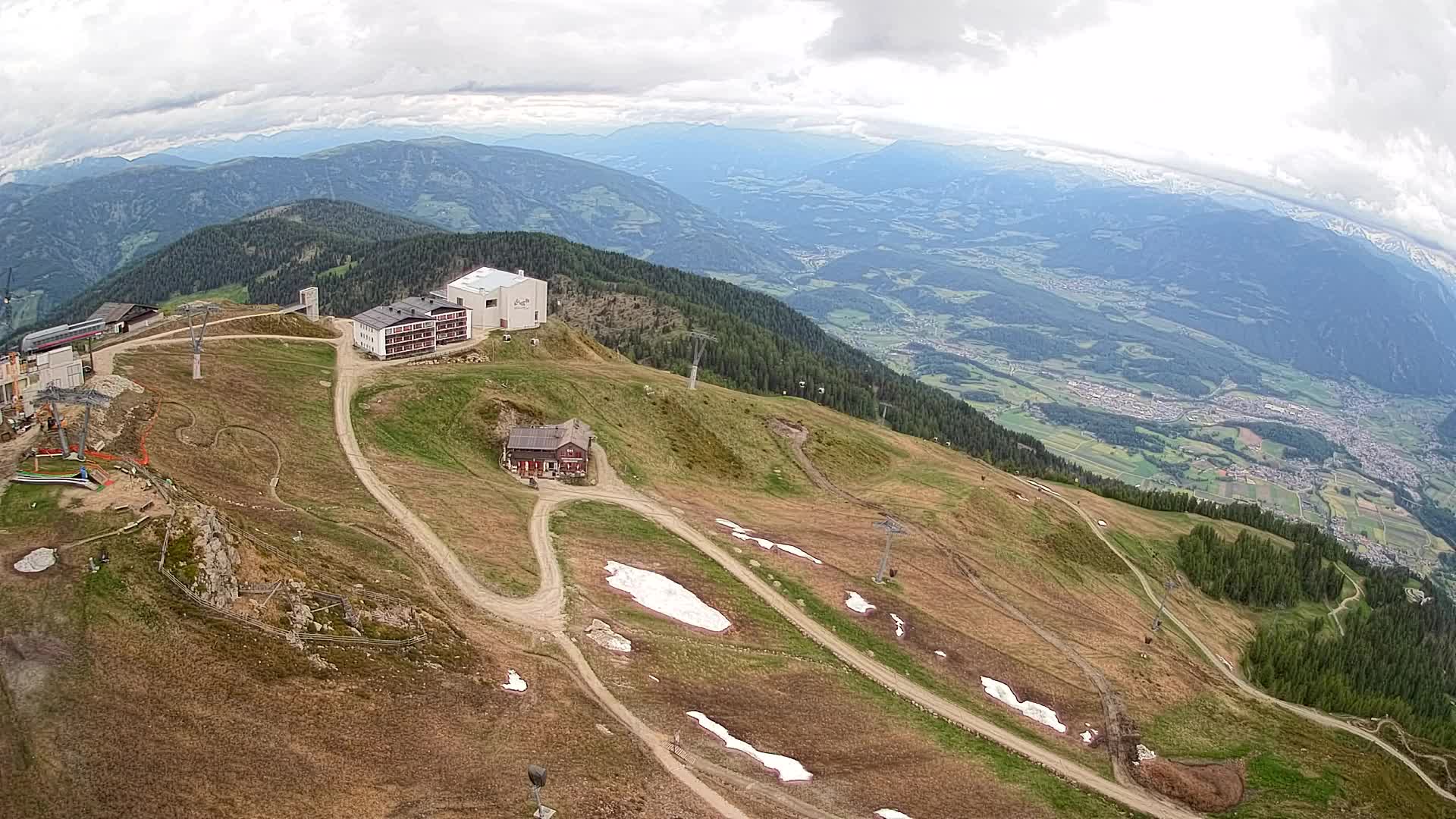 Smučišče Kronplatz – vrh | pogled na Bruneck