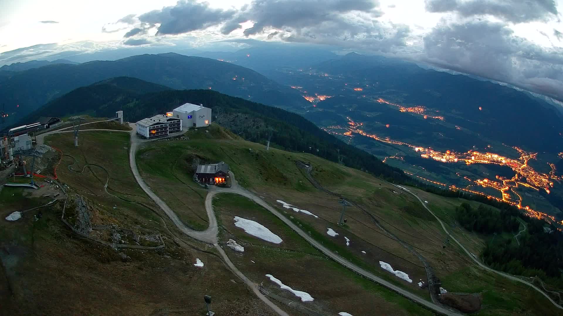 Skigebiet Kronplatz Gipfel | Blick auf Bruneck