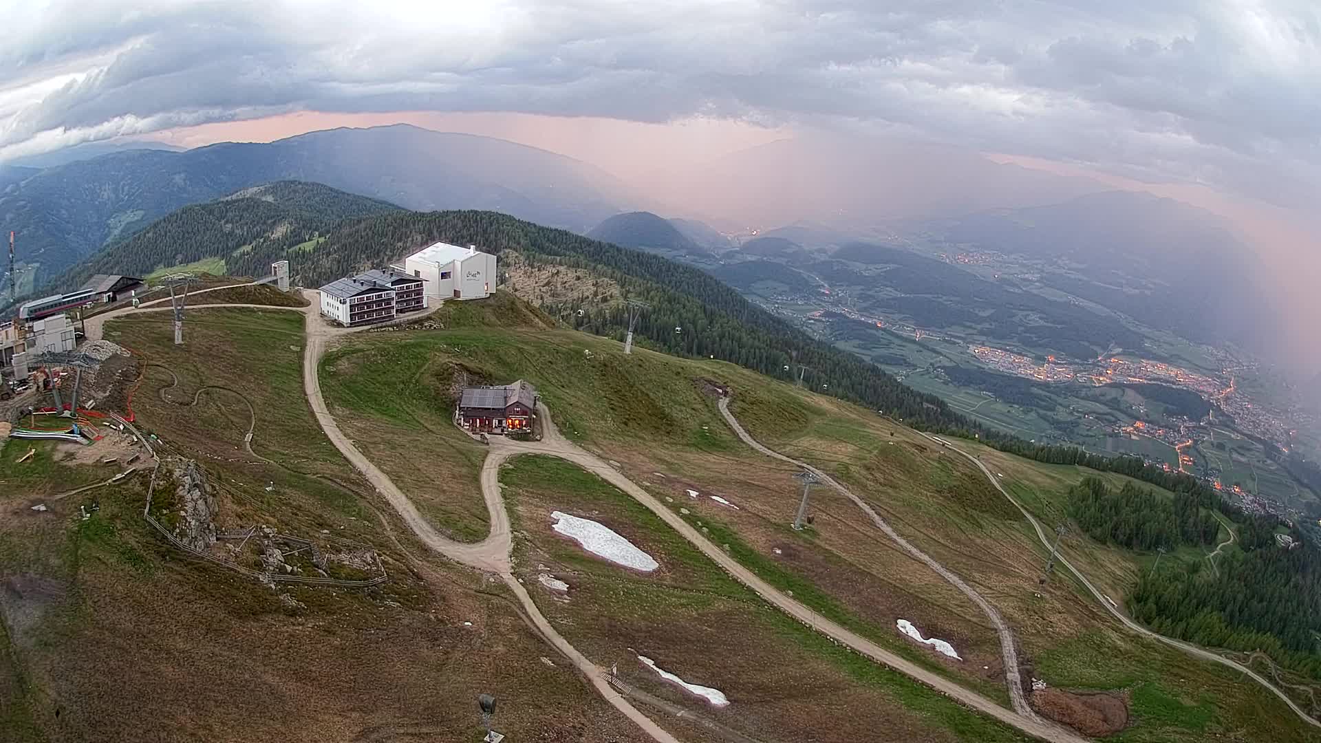 Smučišče Kronplatz – vrh | pogled na Bruneck