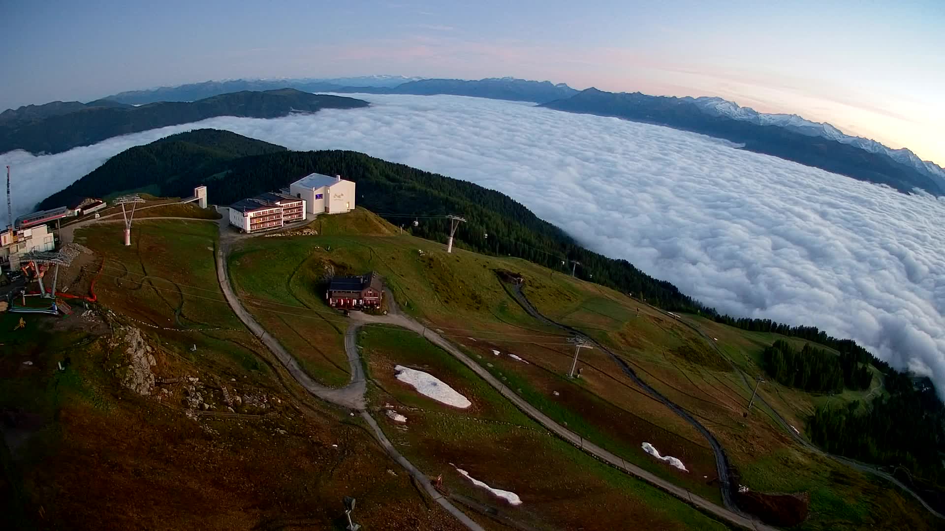 Stazione sciistica di Plan de Corones | vista su Brunico
