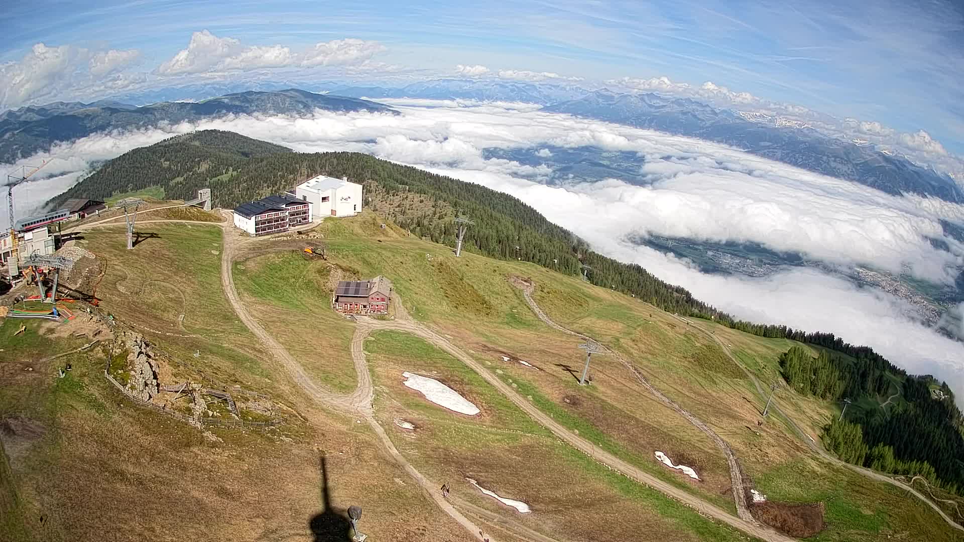 Cima estación de esquí Kronplatz | vista hacia Brunico