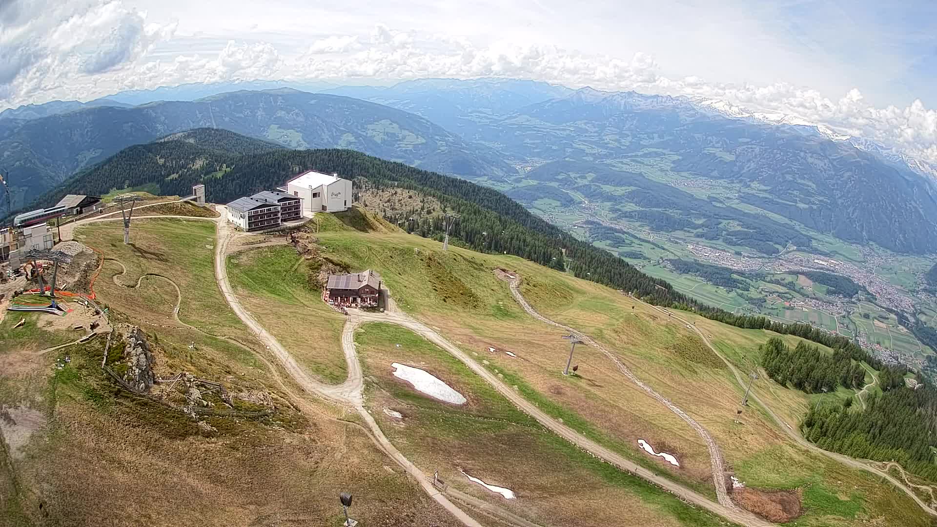 Skigebiet Kronplatz Gipfel | Blick auf Bruneck