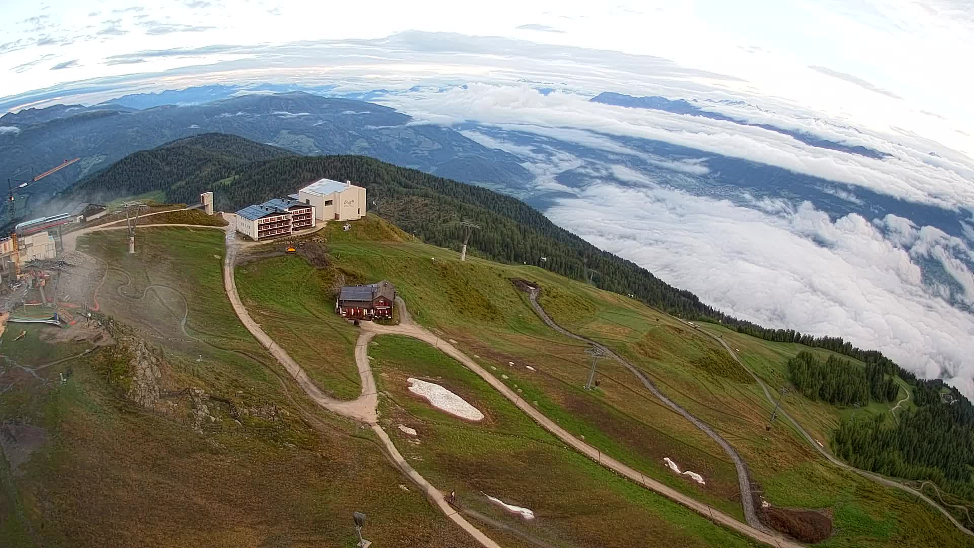 Stazione sciistica di Plan de Corones | vista su Brunico
