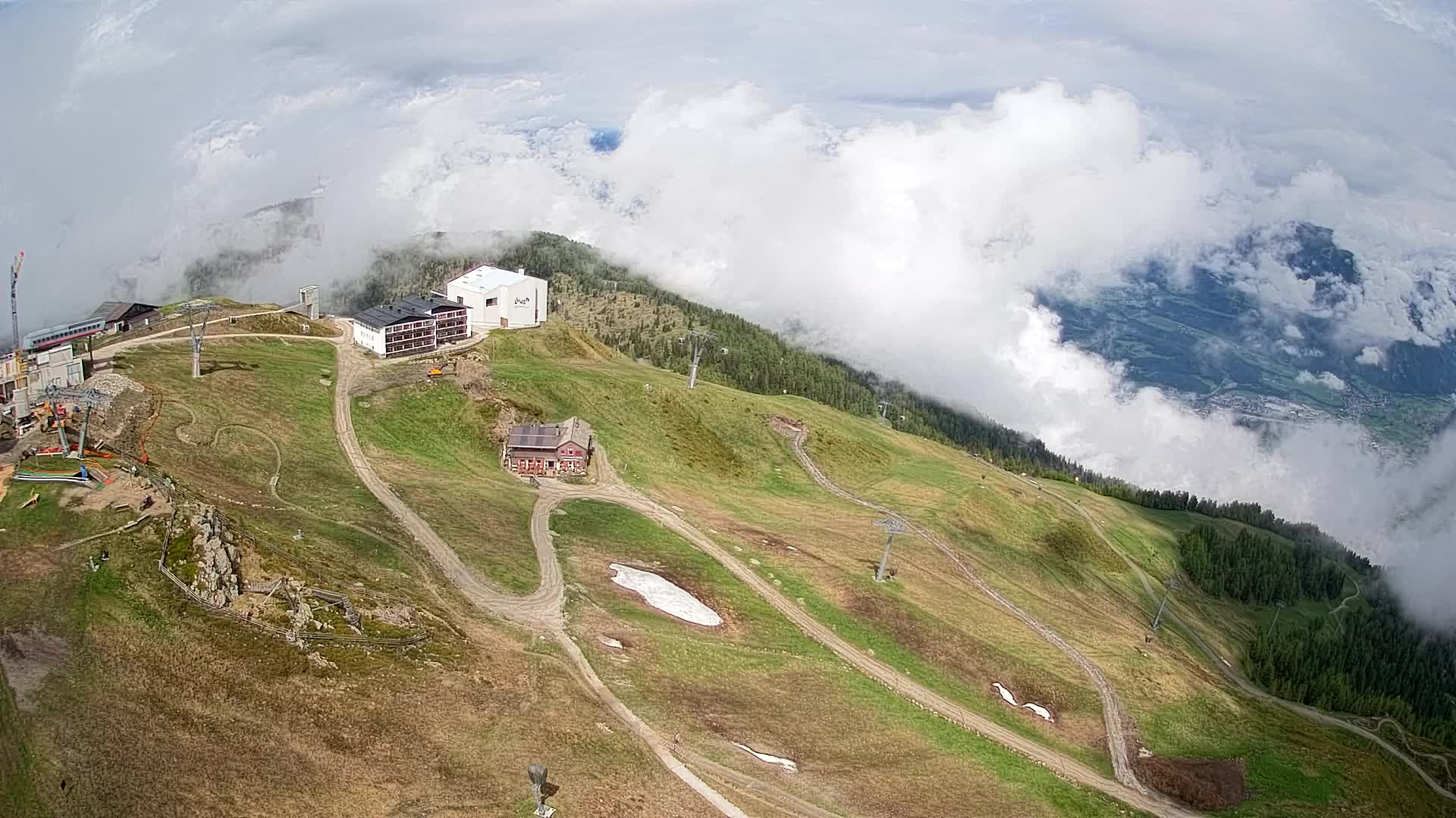 Stazione sciistica di Plan de Corones | vista su Brunico