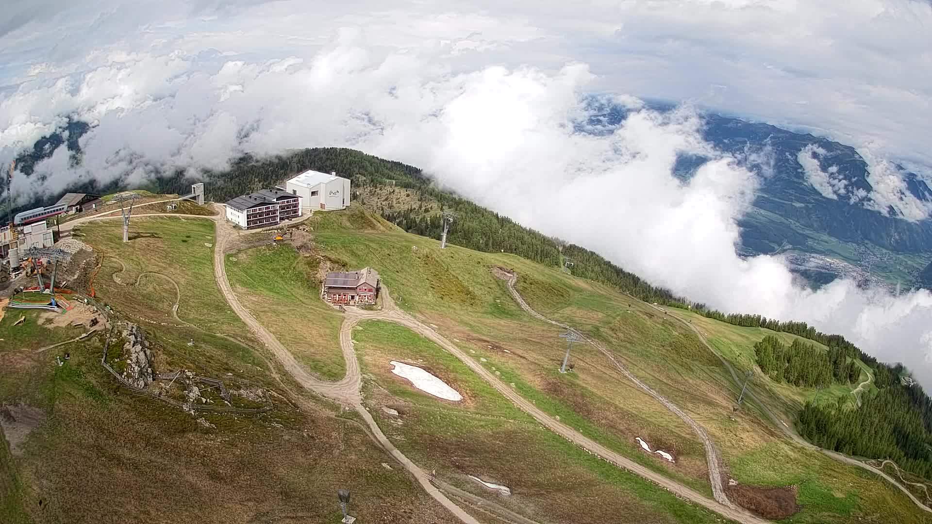 Skigebiet Kronplatz Gipfel | Blick auf Bruneck
