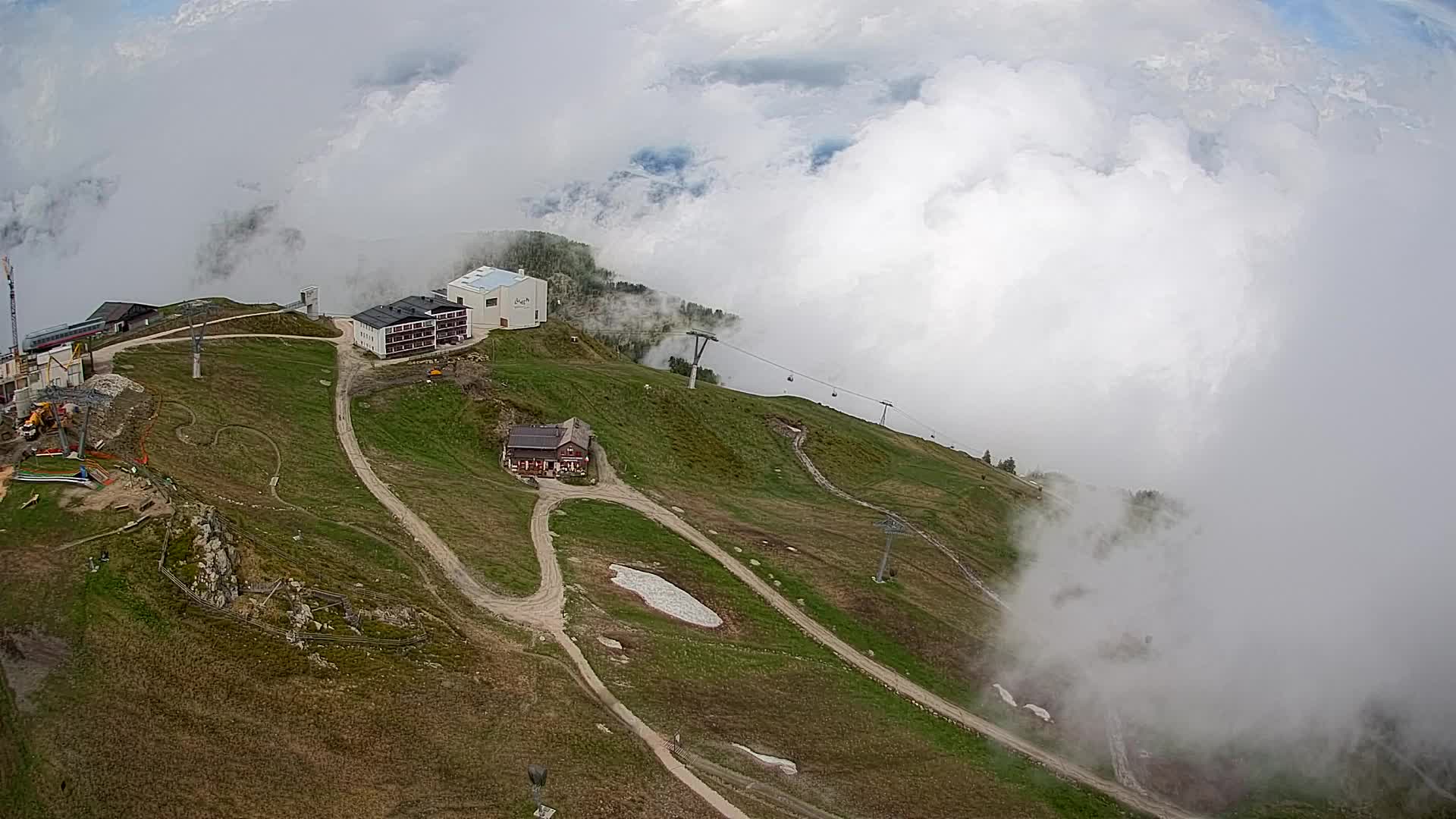 Skigebiet Kronplatz Gipfel | Blick auf Bruneck