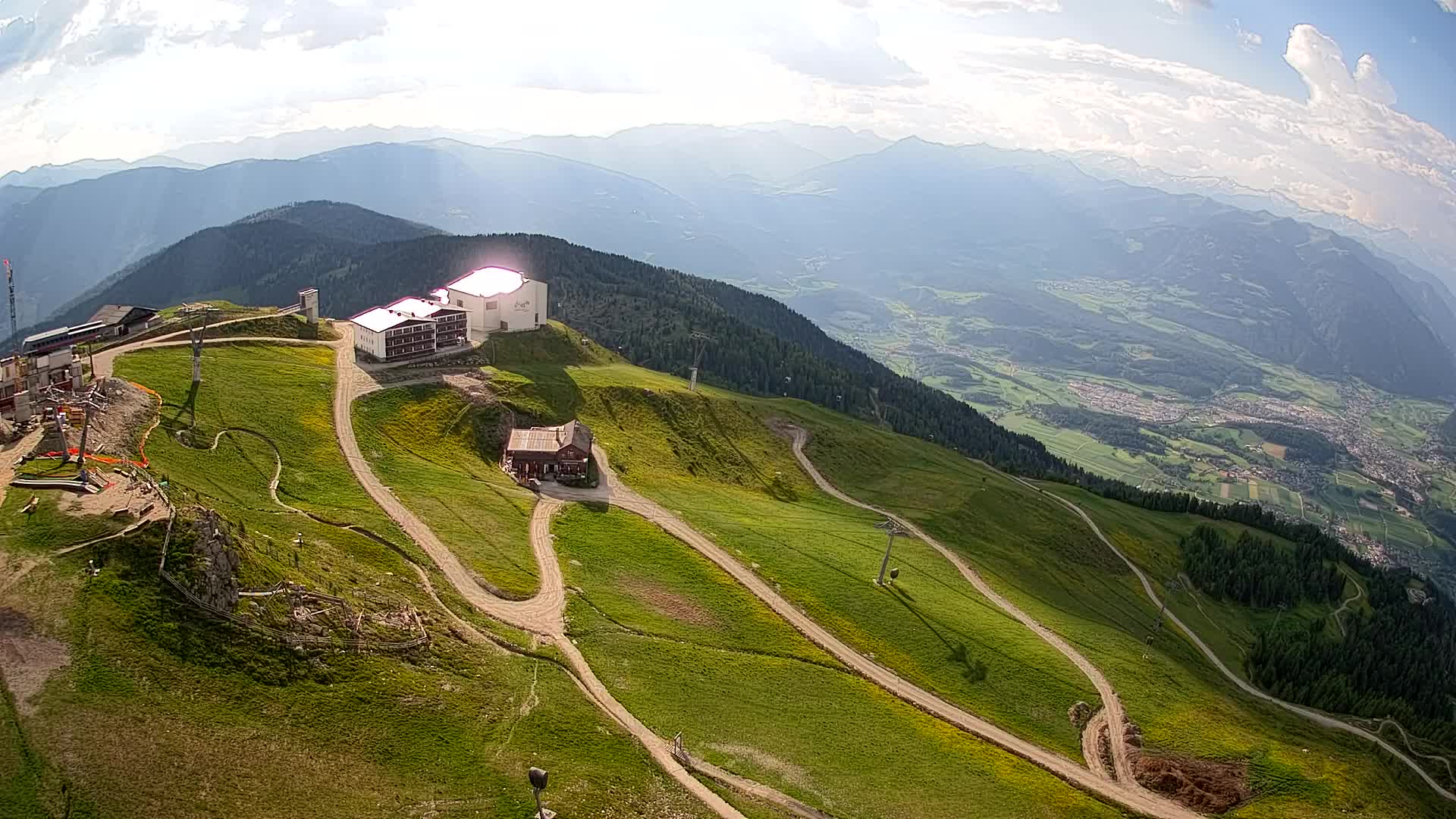 Stazione sciistica di Plan de Corones | vista su Brunico