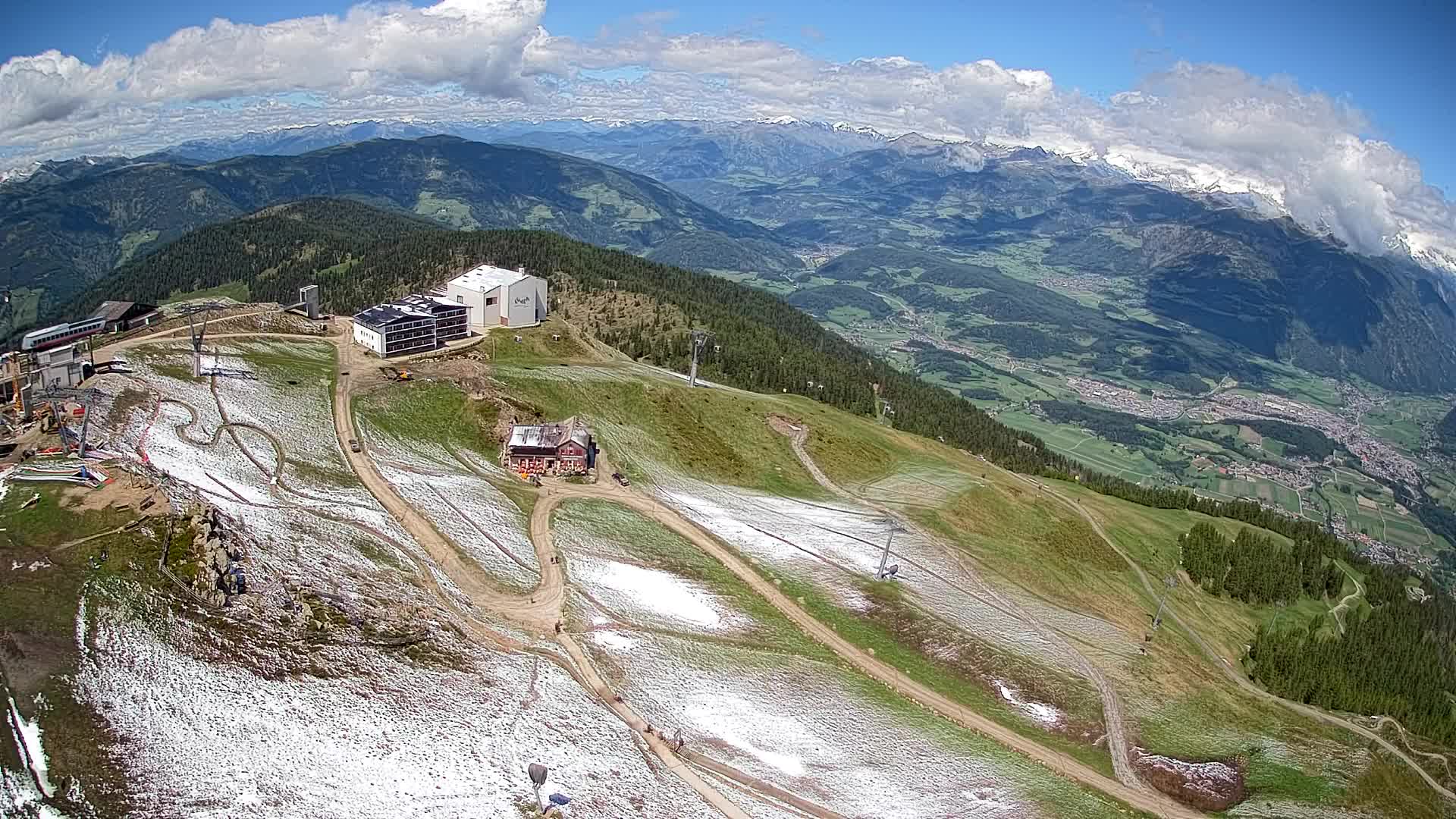 Stazione sciistica di Plan de Corones | vista su Brunico