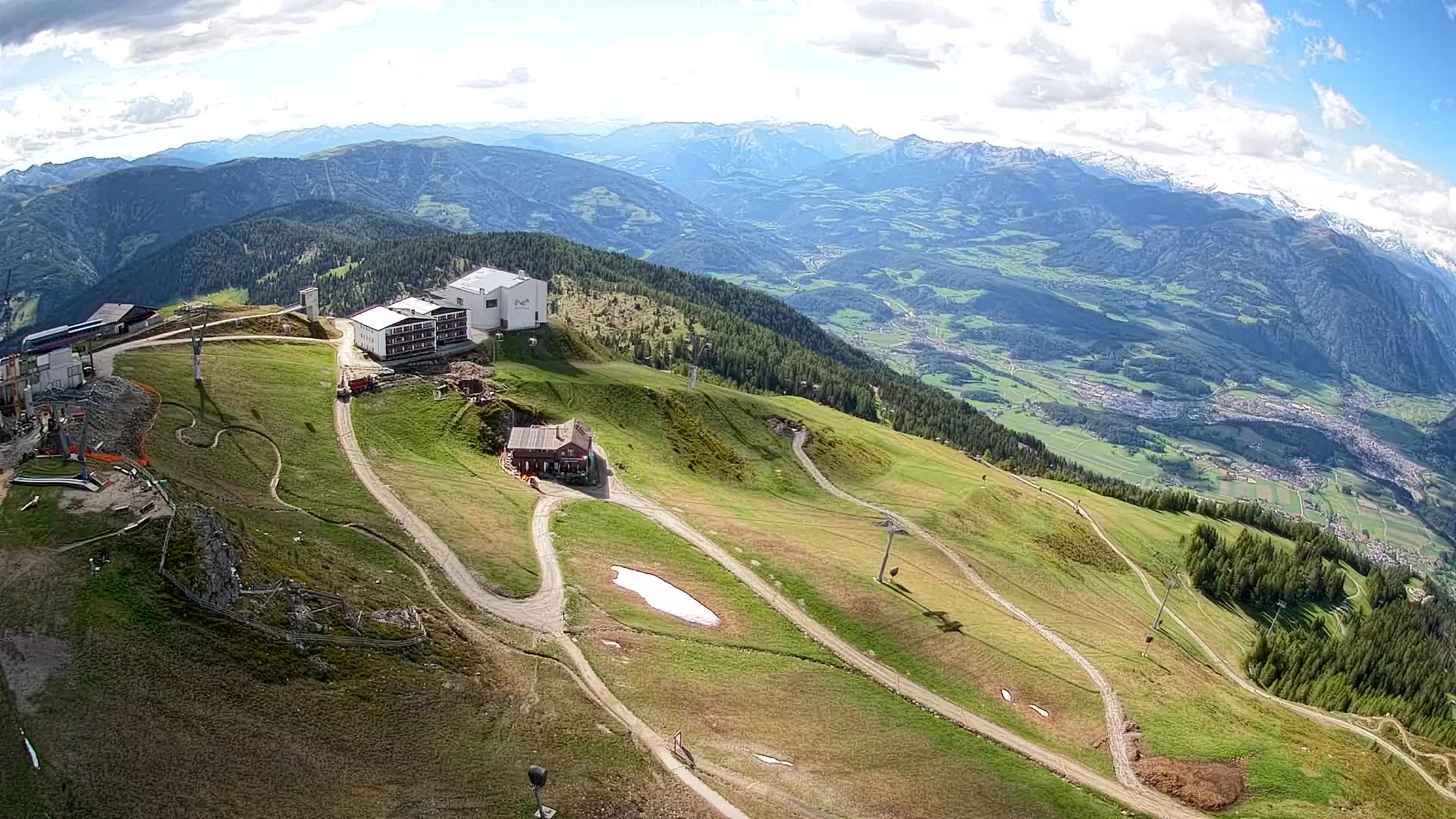Skigebiet Kronplatz Gipfel | Blick auf Bruneck