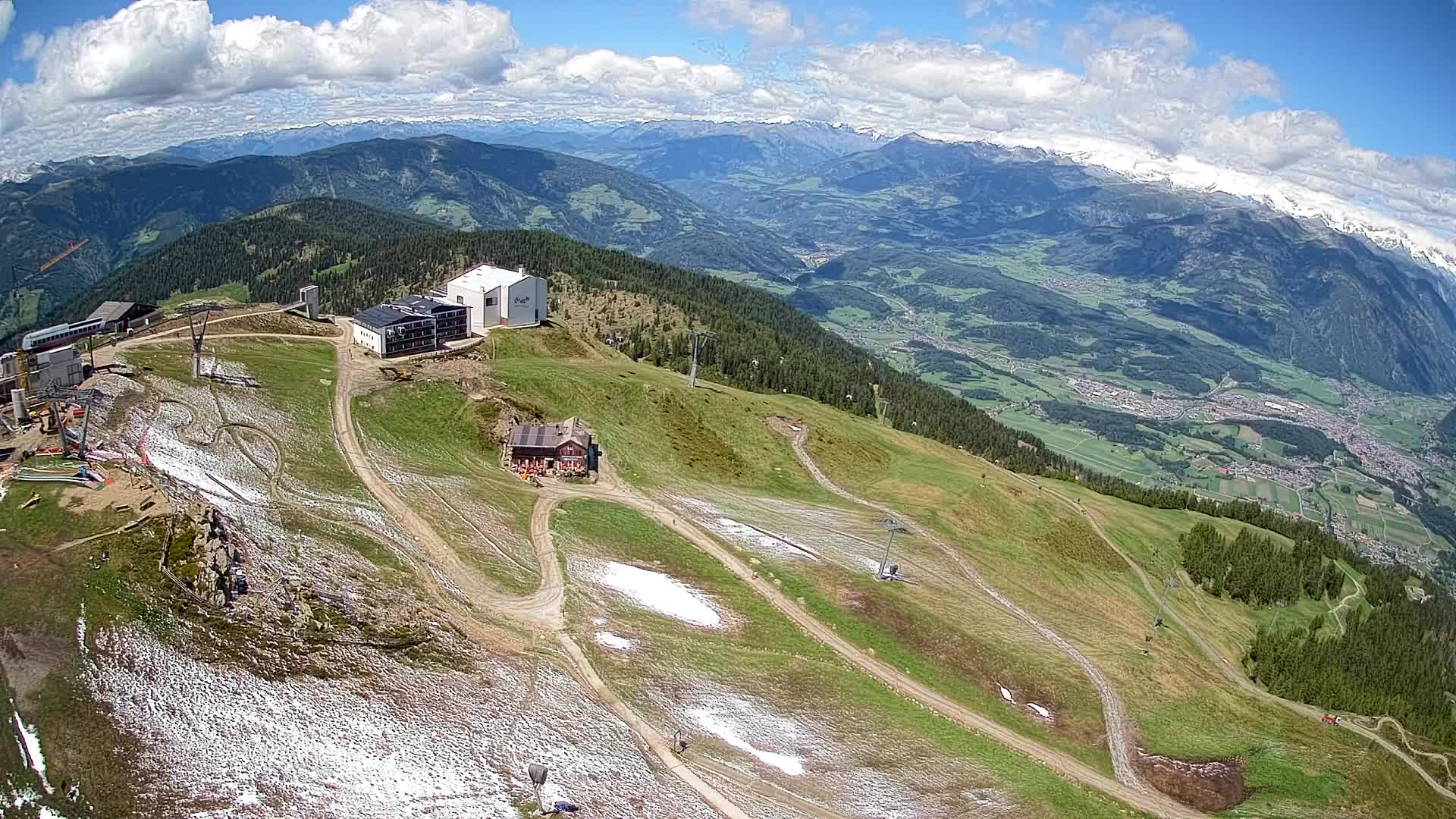 Stazione sciistica di Plan de Corones | vista su Brunico
