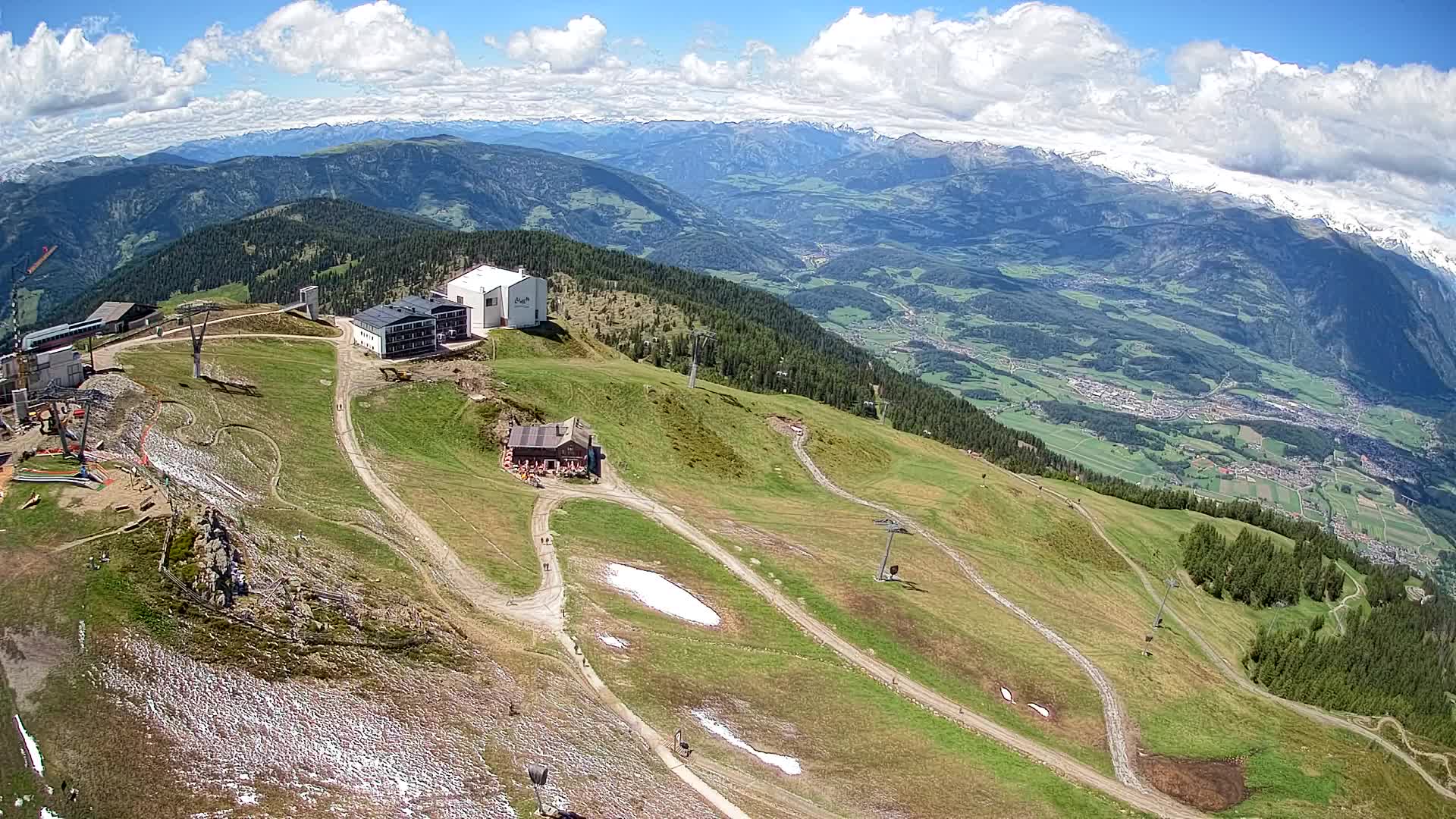 Skigebiet Kronplatz Gipfel | Blick auf Bruneck