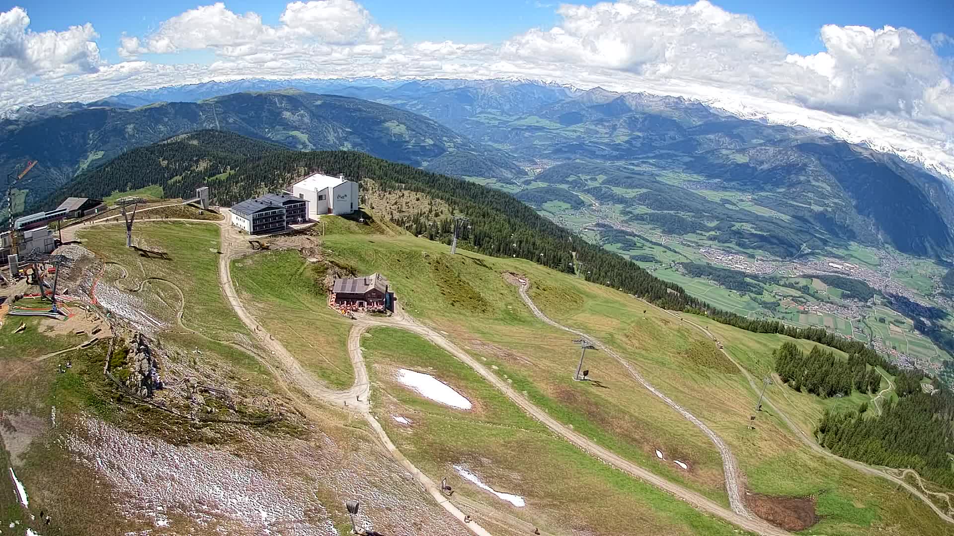 Stazione sciistica di Plan de Corones | vista su Brunico