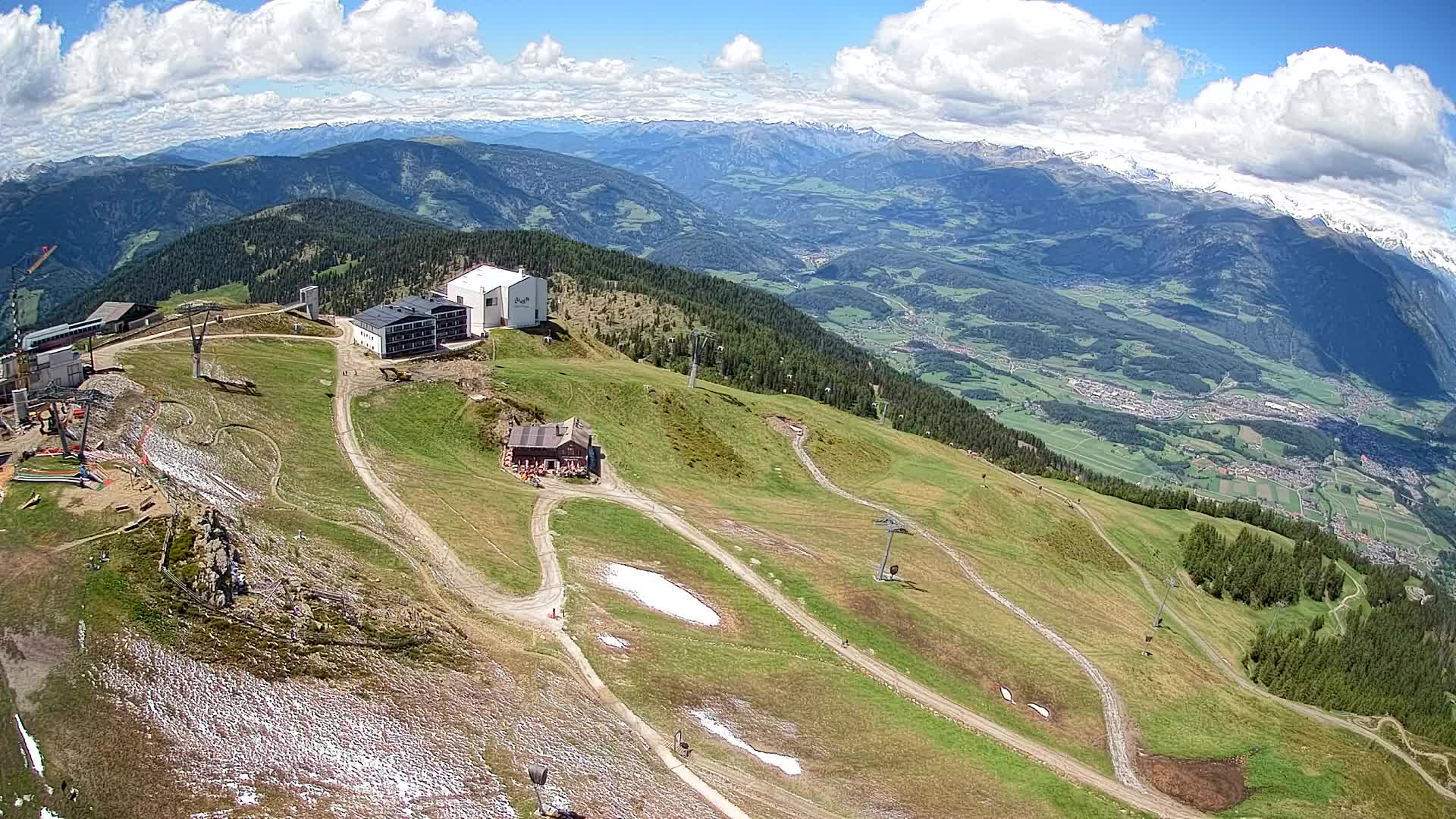 Stazione sciistica di Plan de Corones | vista su Brunico