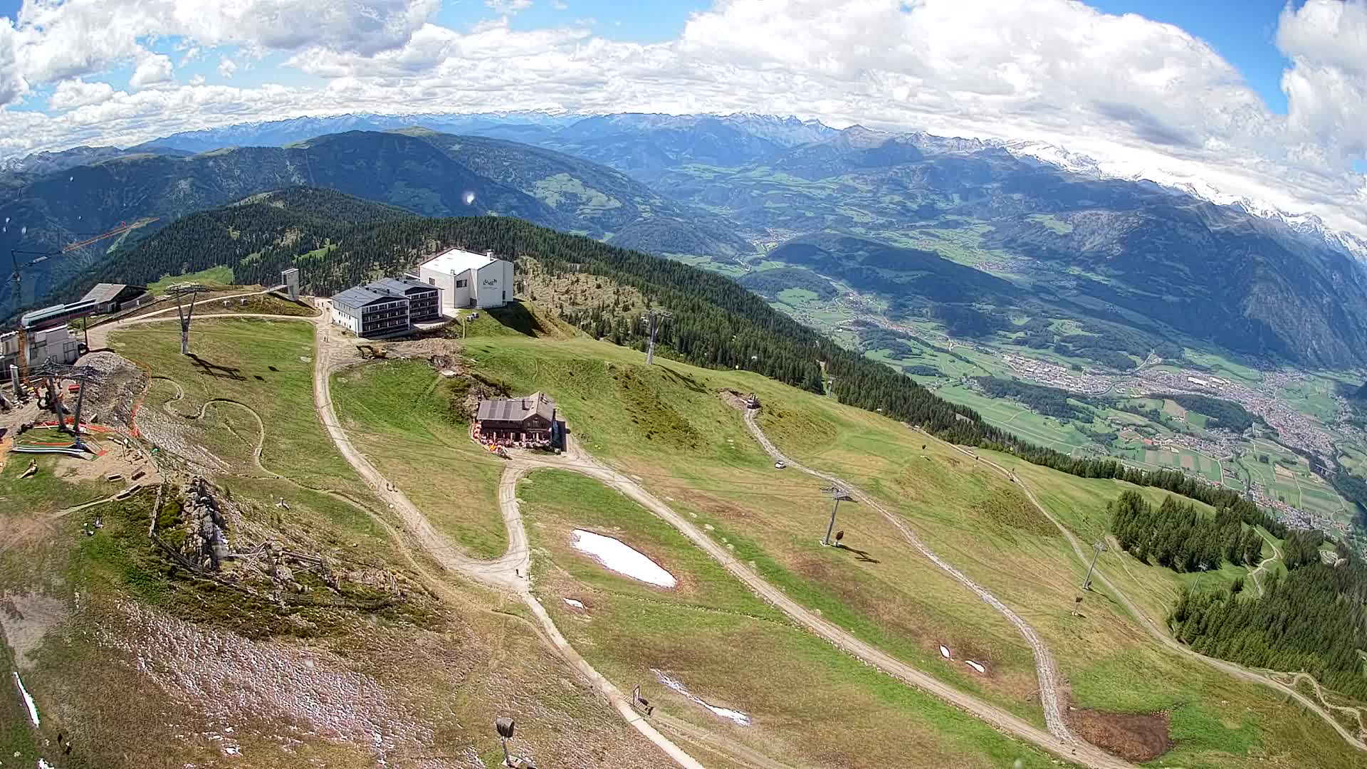 Stazione sciistica di Plan de Corones | vista su Brunico