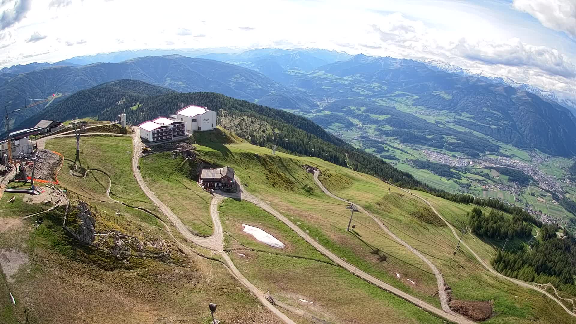 Skigebiet Kronplatz Gipfel | Blick auf Bruneck