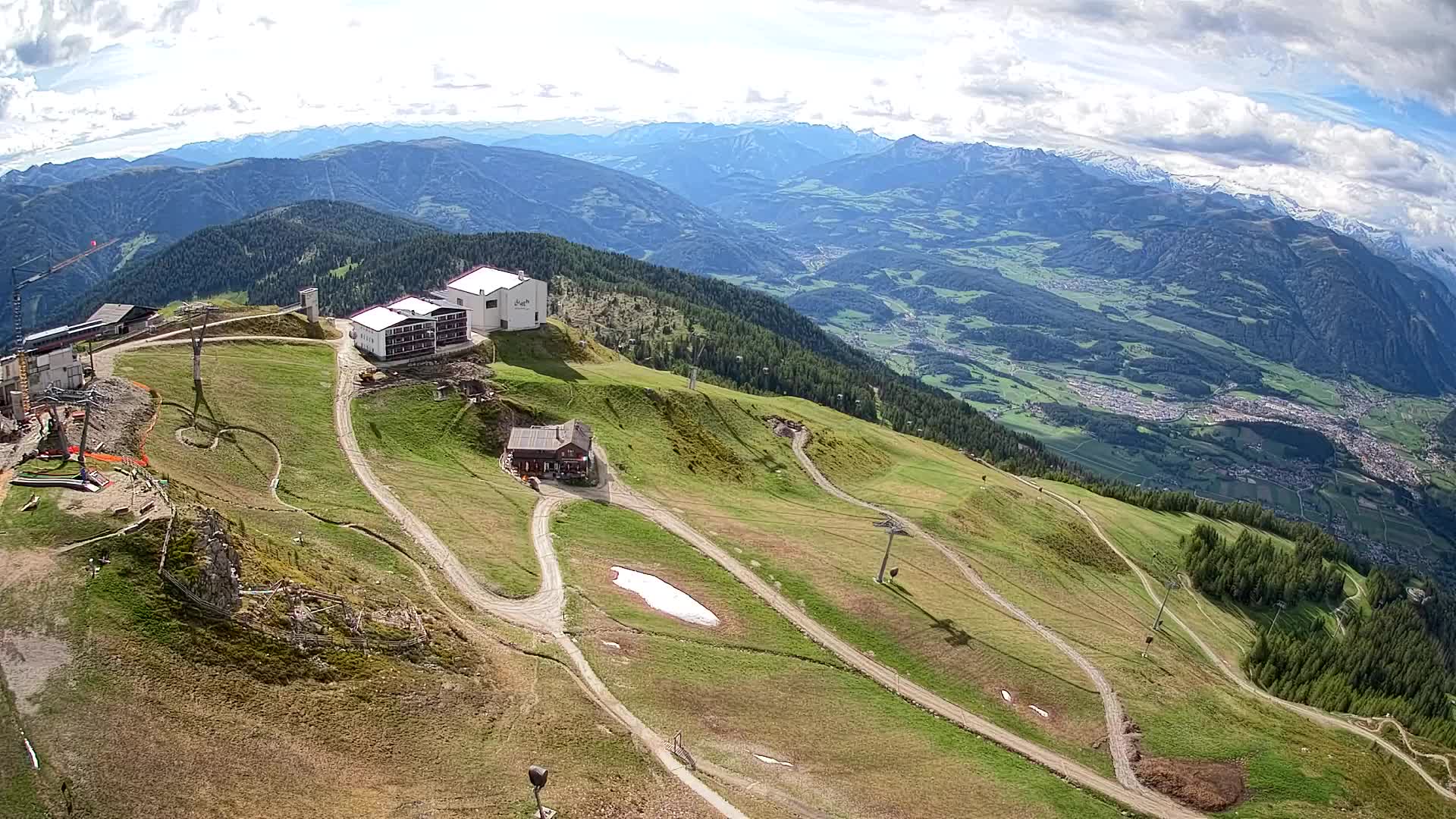 Stazione sciistica di Plan de Corones | vista su Brunico