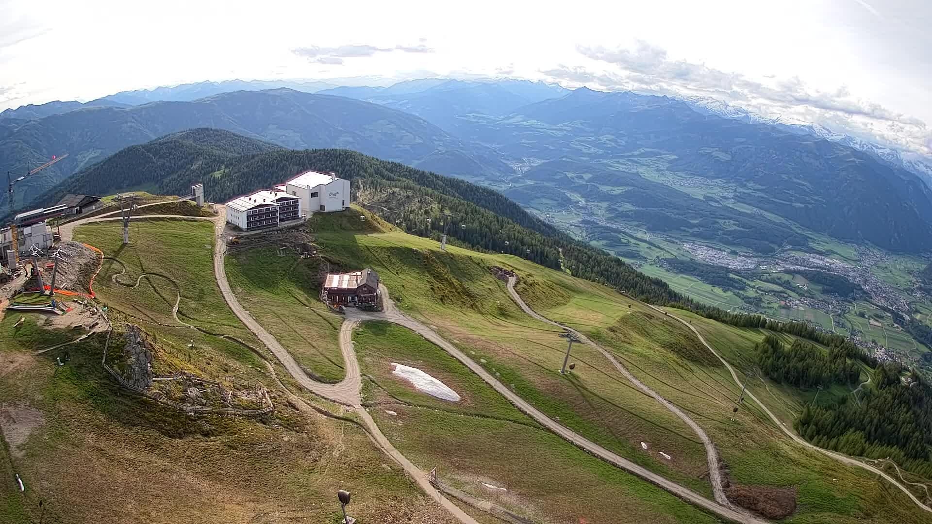 Stazione sciistica di Plan de Corones | vista su Brunico
