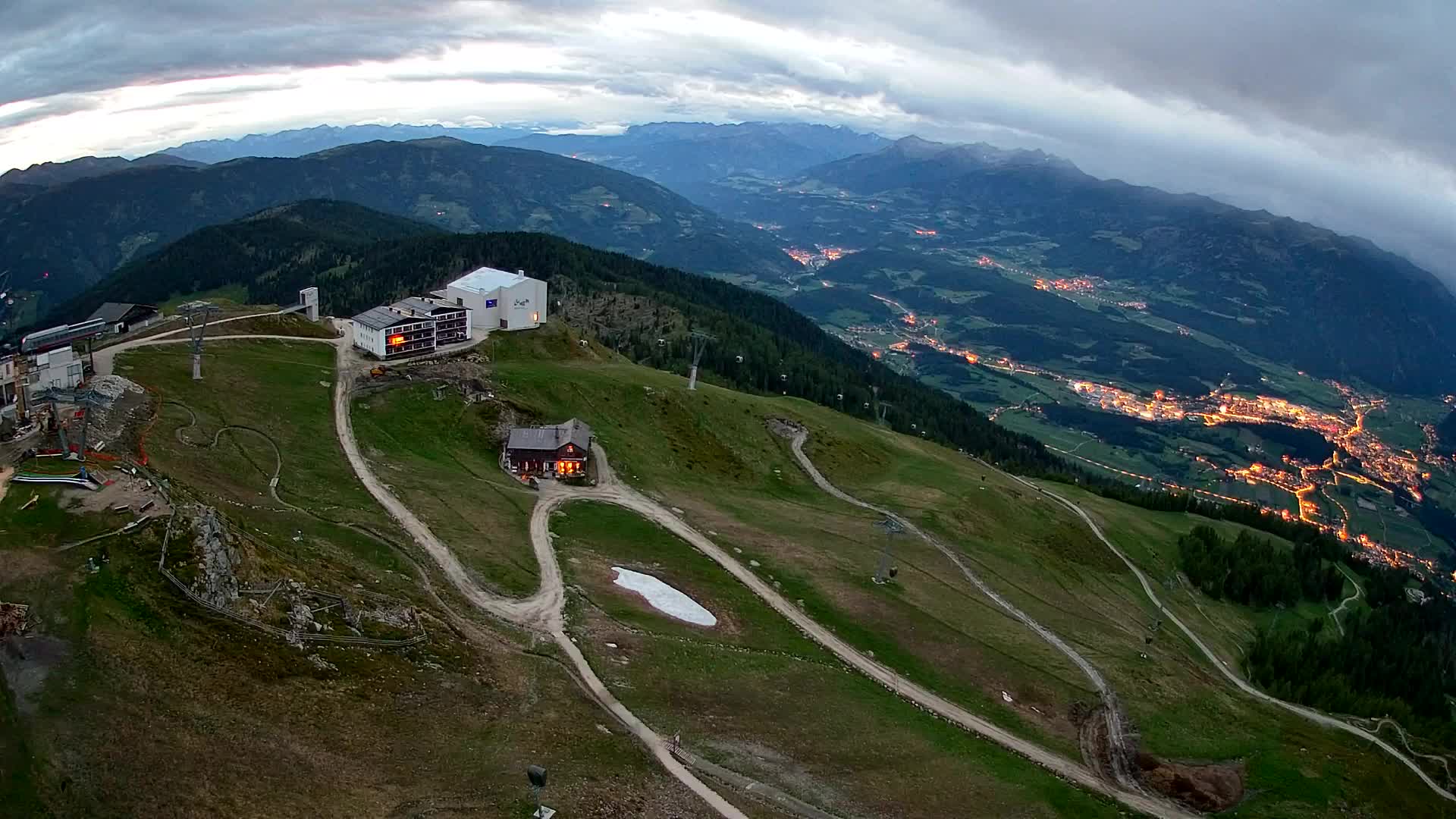 Smučišče Kronplatz – vrh | pogled na Bruneck