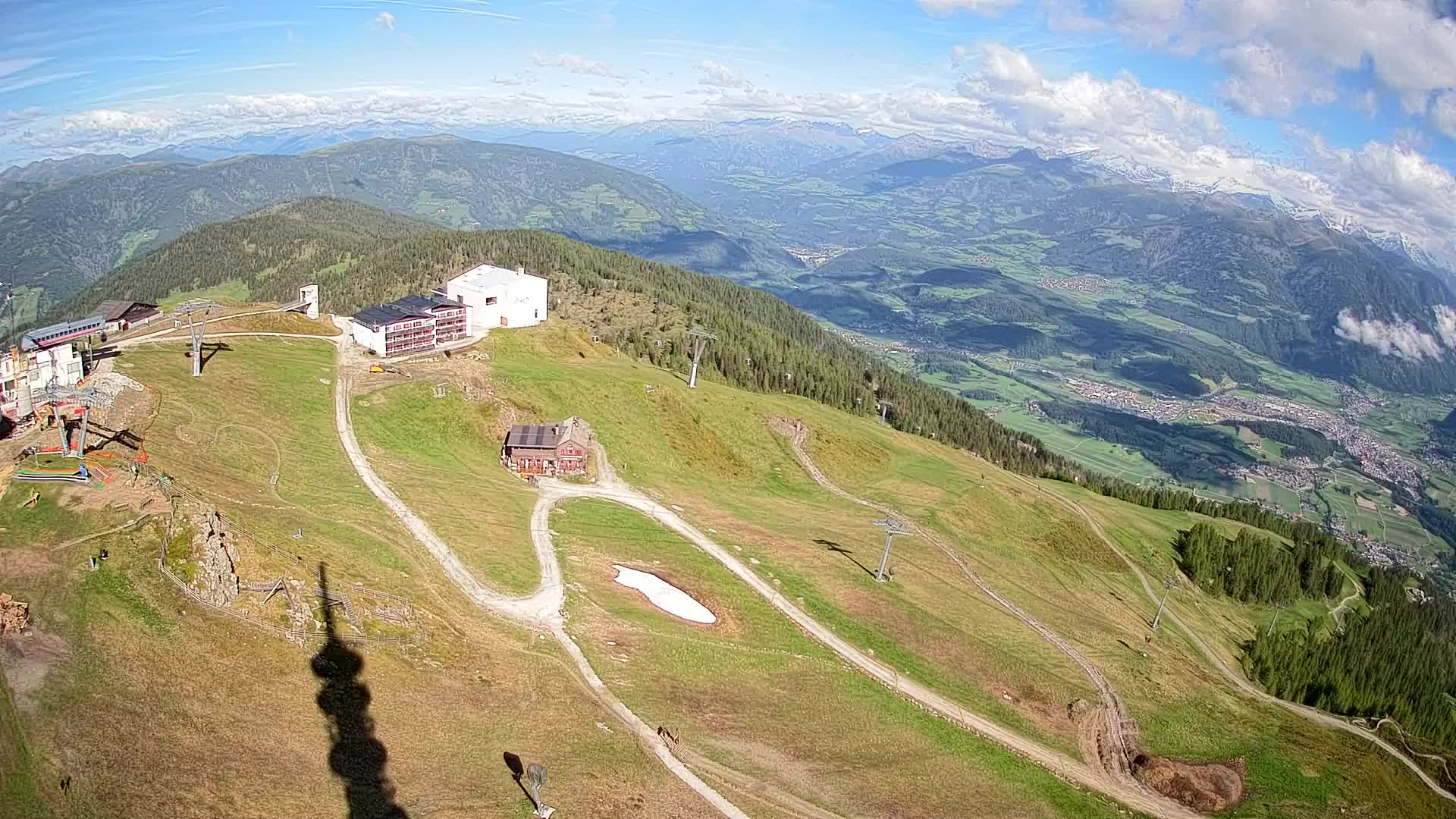 Cima estación de esquí Kronplatz | vista hacia Brunico