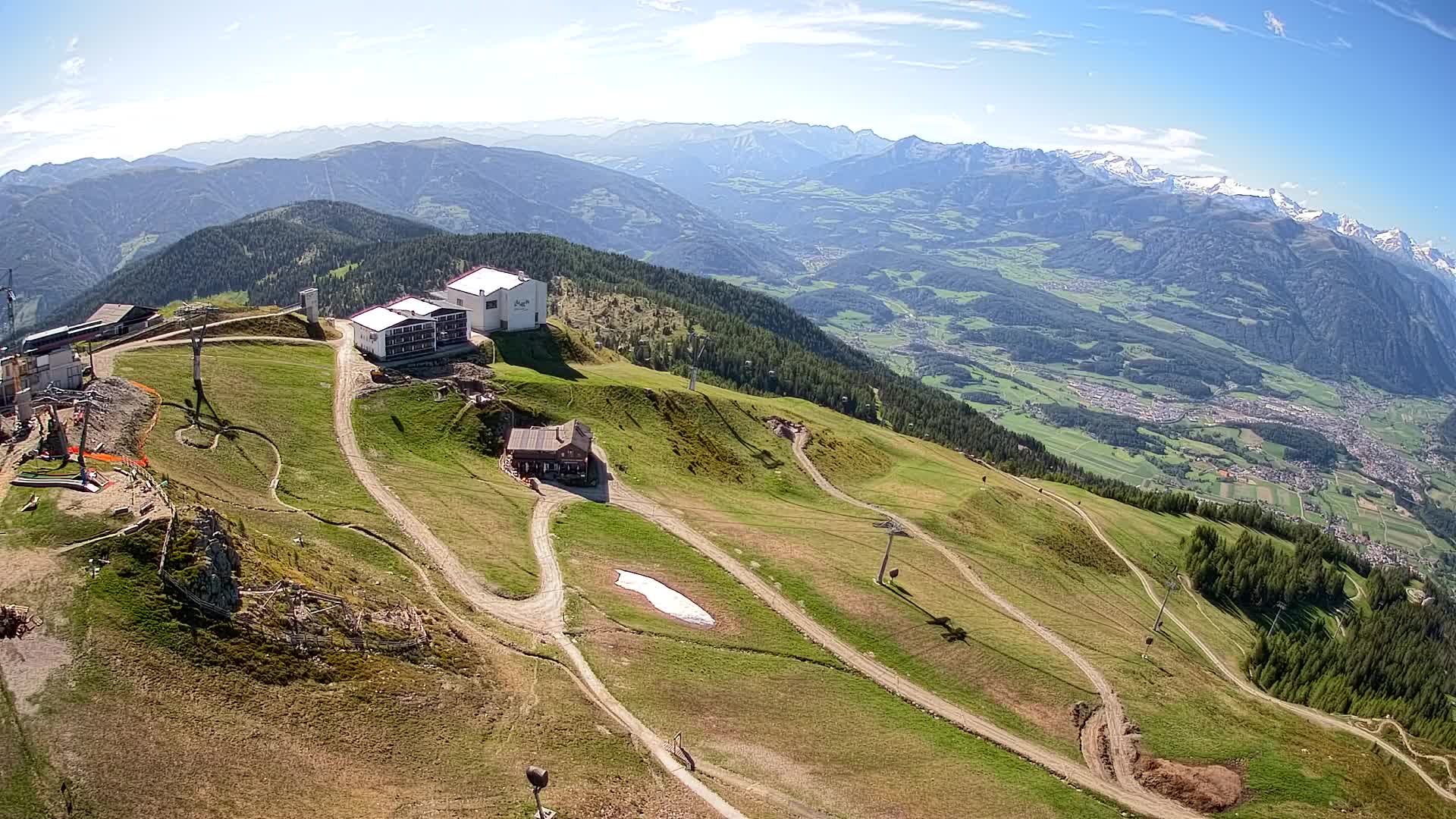 Stazione sciistica di Plan de Corones | vista su Brunico