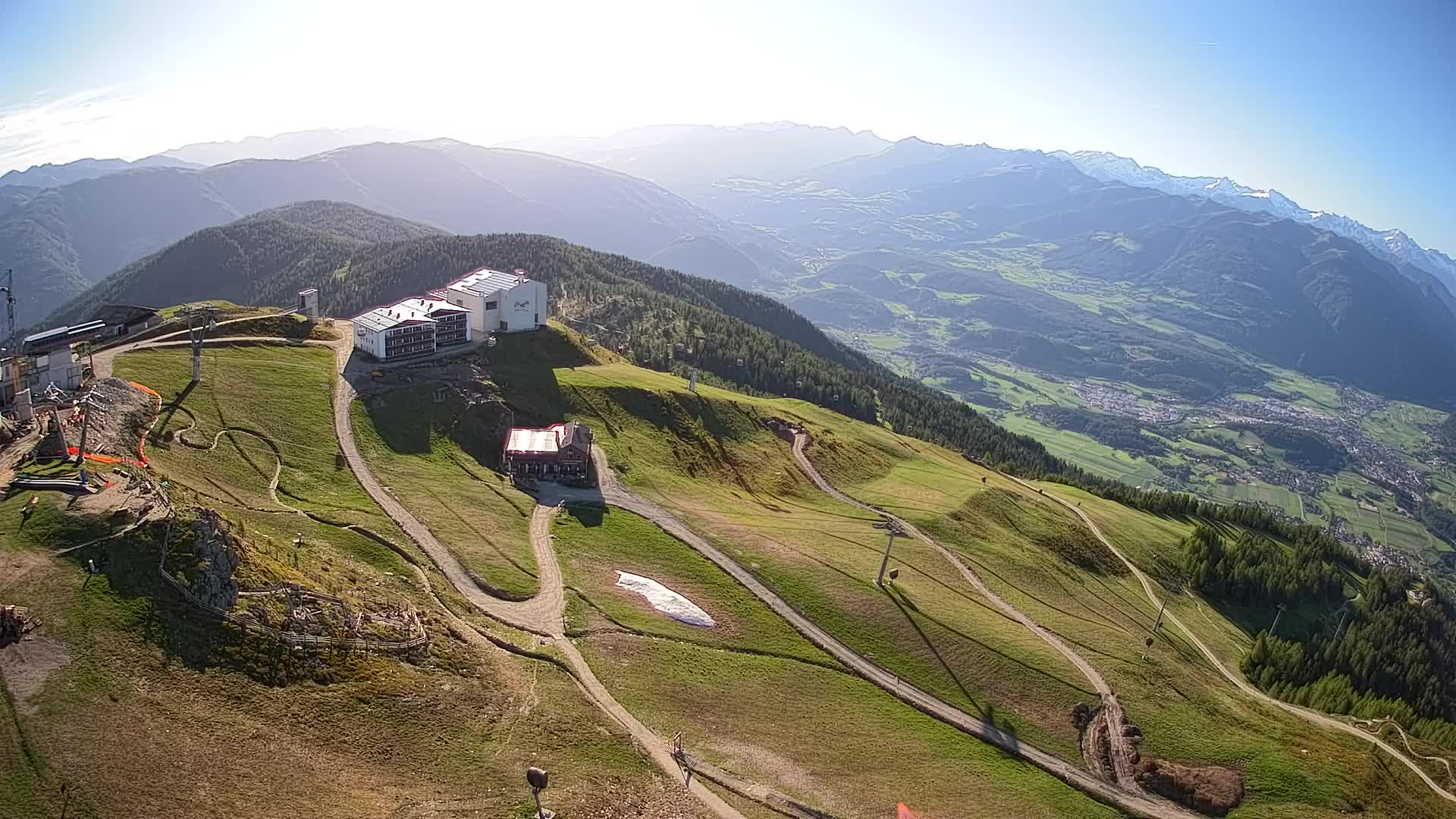 Skigebiet Kronplatz Gipfel | Blick auf Bruneck