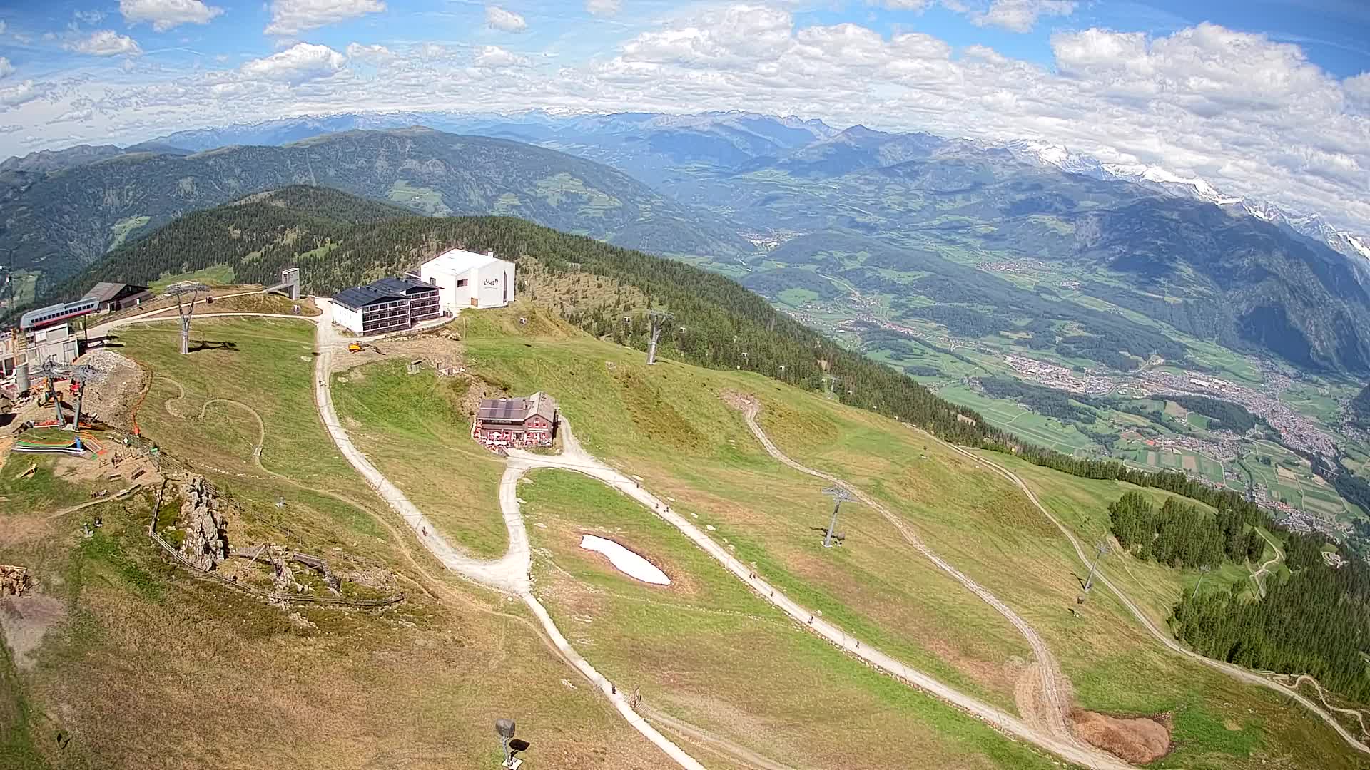 Stazione sciistica di Plan de Corones | vista su Brunico