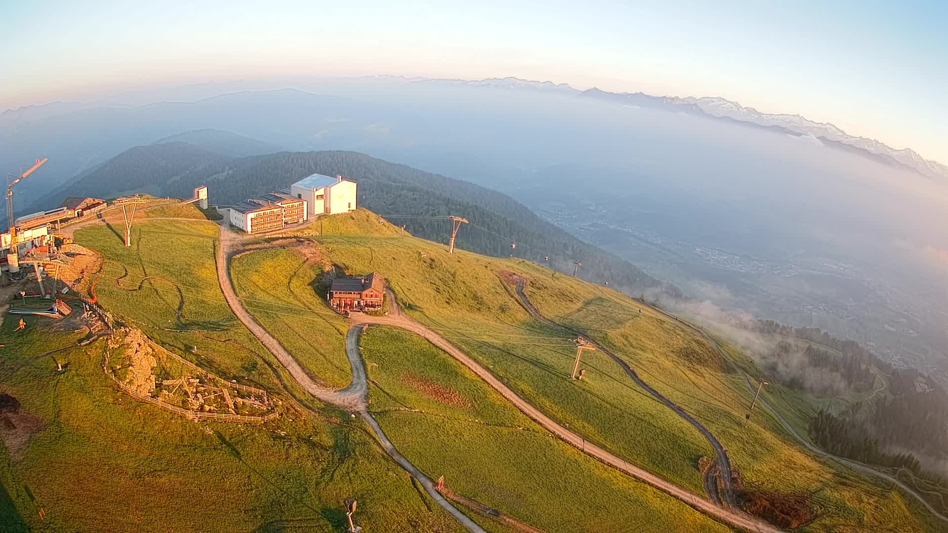Skigebiet Kronplatz Gipfel | Blick auf Bruneck