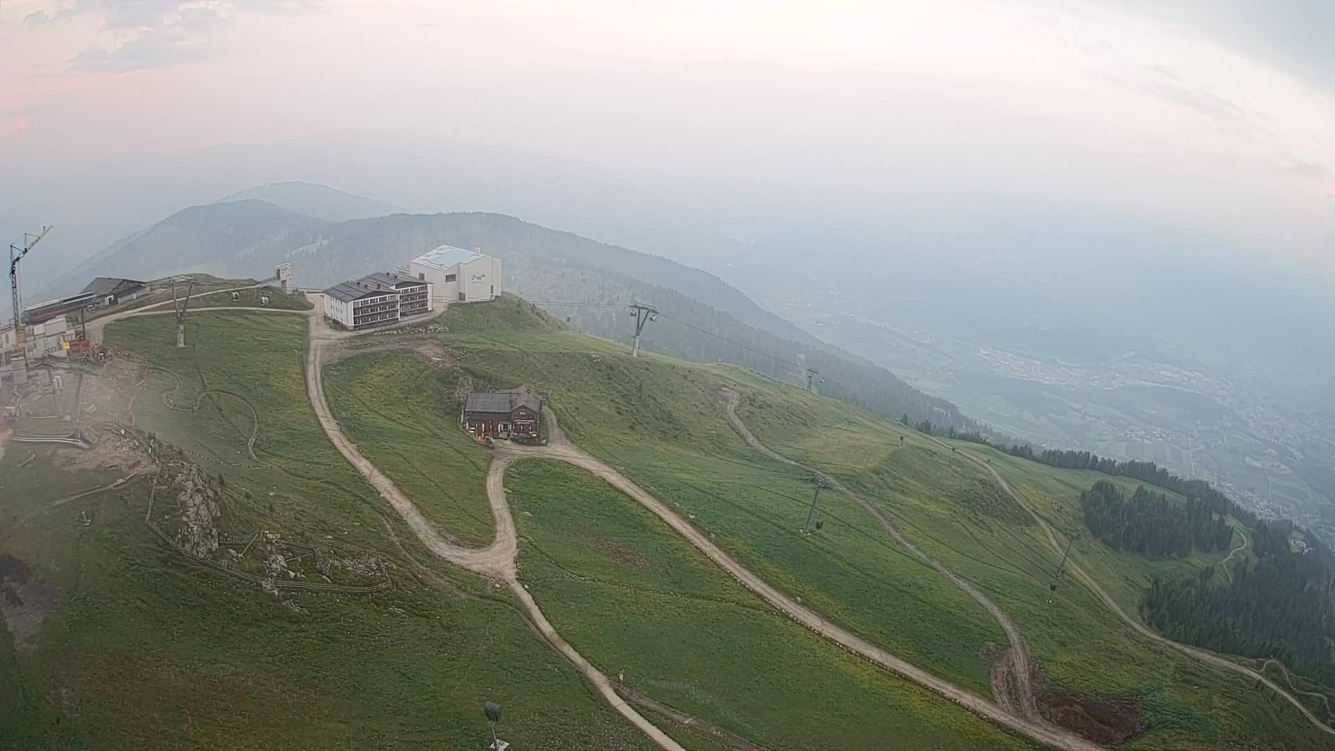 Skigebiet Kronplatz Gipfel | Blick auf Bruneck