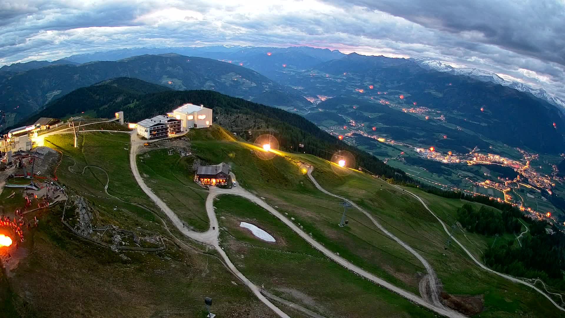 Skigebiet Kronplatz Gipfel | Blick auf Bruneck