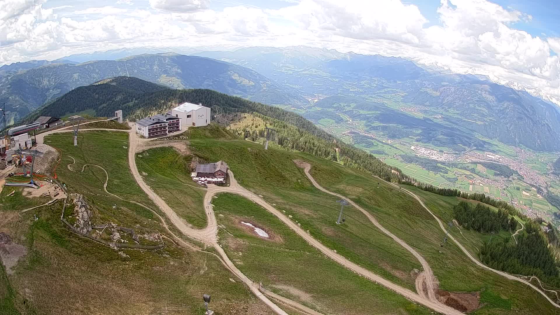 Station de ski Kronplatz sommet | vue sur Brunico