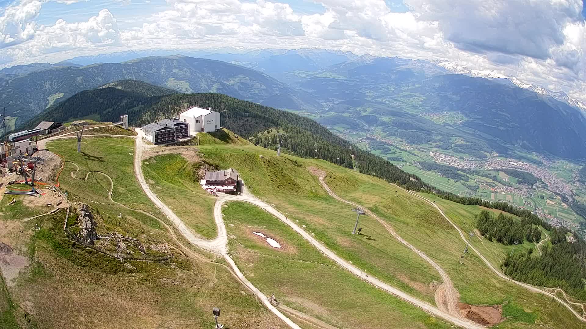 Station de ski Kronplatz sommet | vue sur Brunico