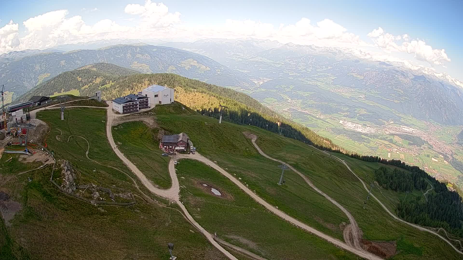 Cima estación de esquí Kronplatz | vista hacia Brunico
