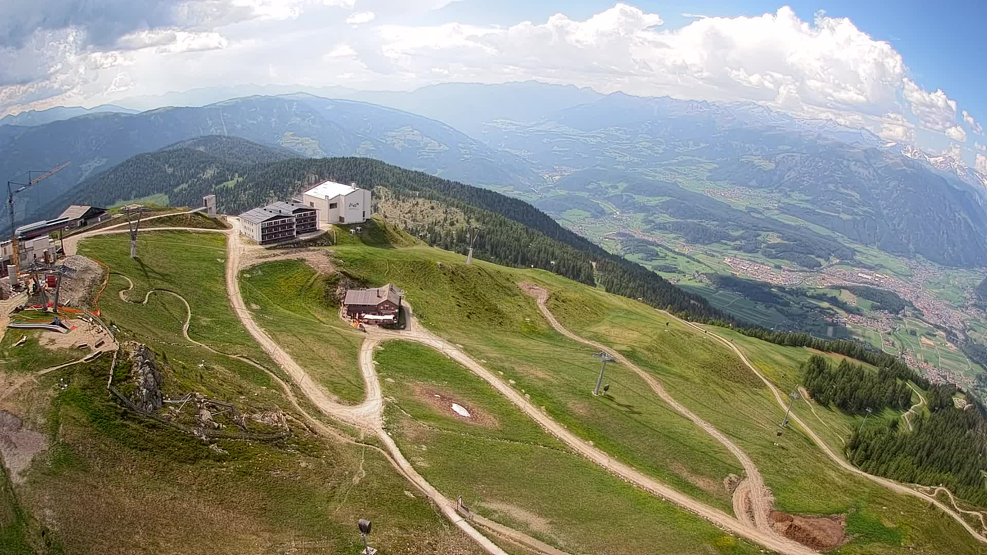 Stazione sciistica di Plan de Corones | vista su Brunico