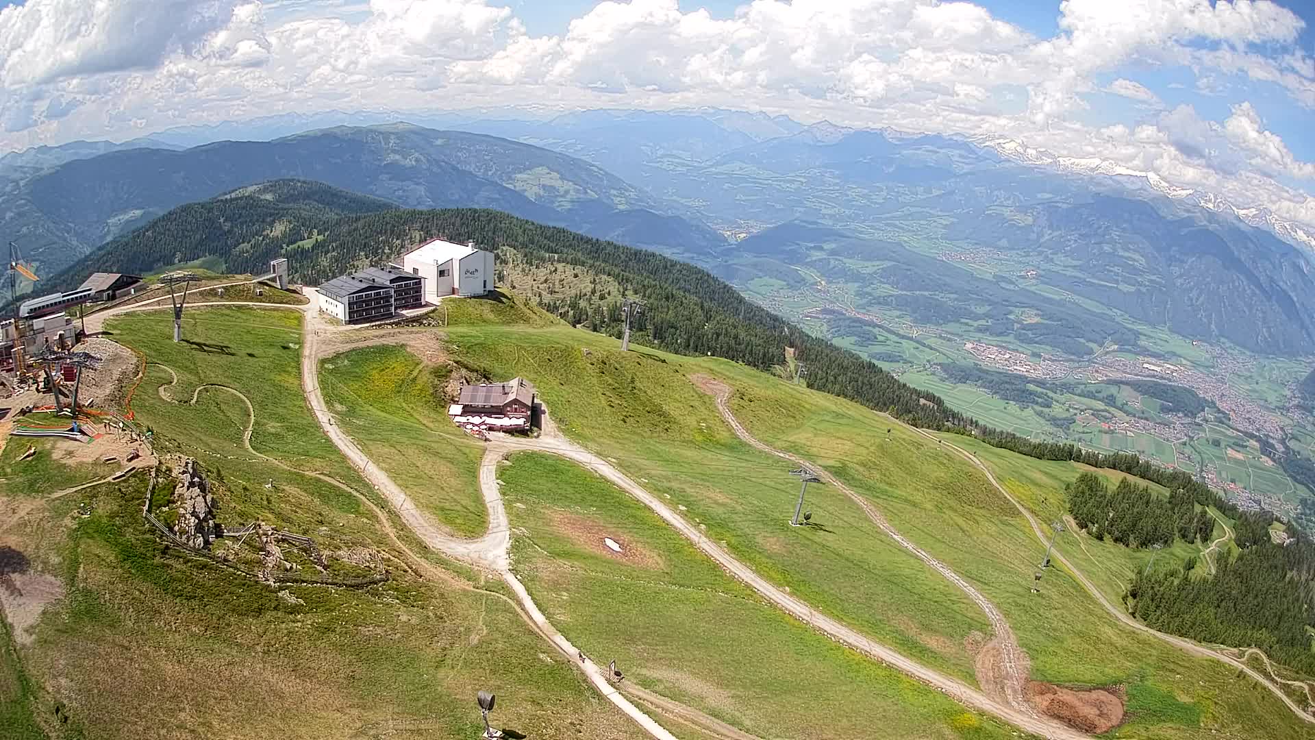 Stazione sciistica di Plan de Corones | vista su Brunico