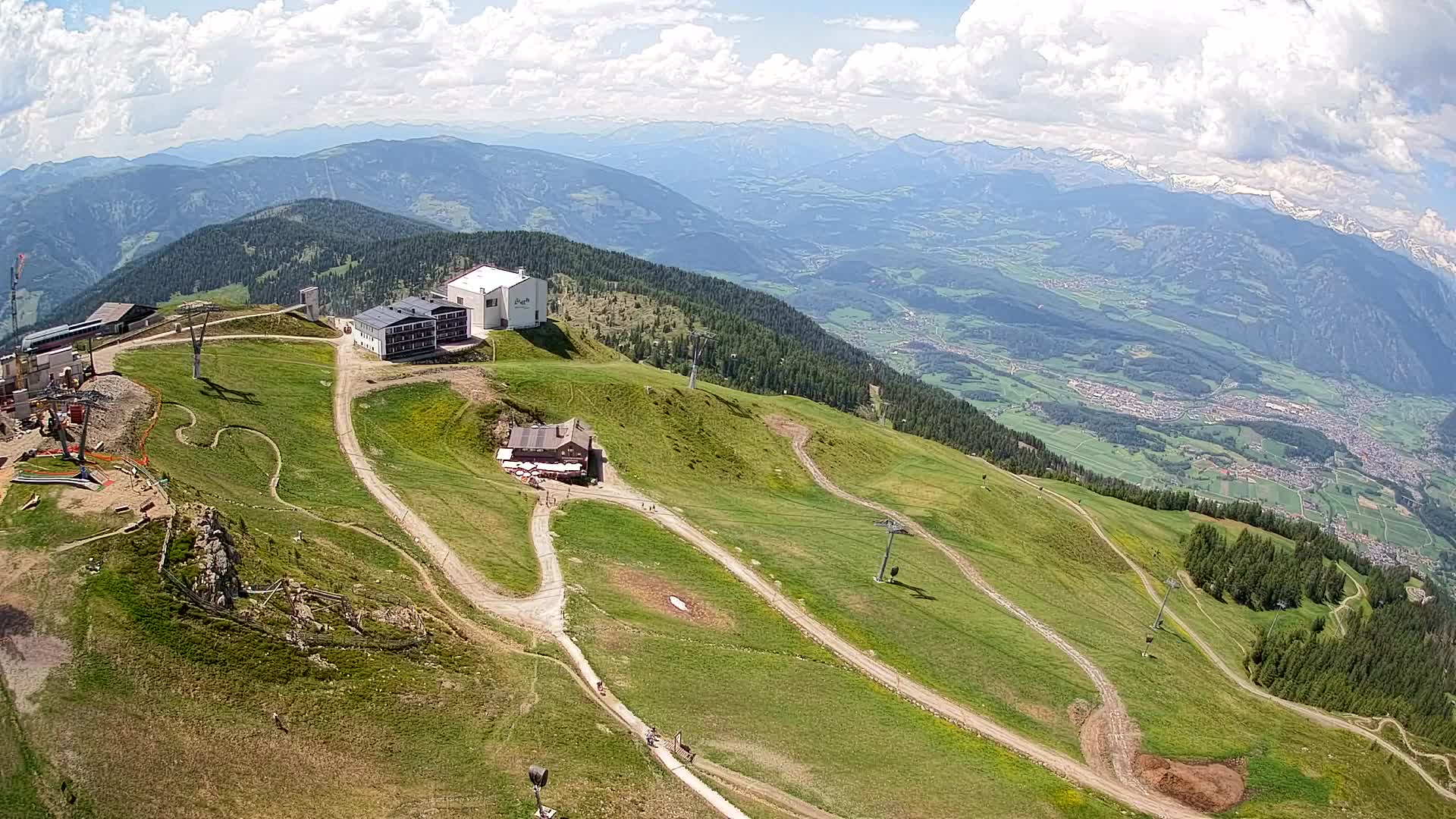 Skigebiet Kronplatz Gipfel | Blick auf Bruneck