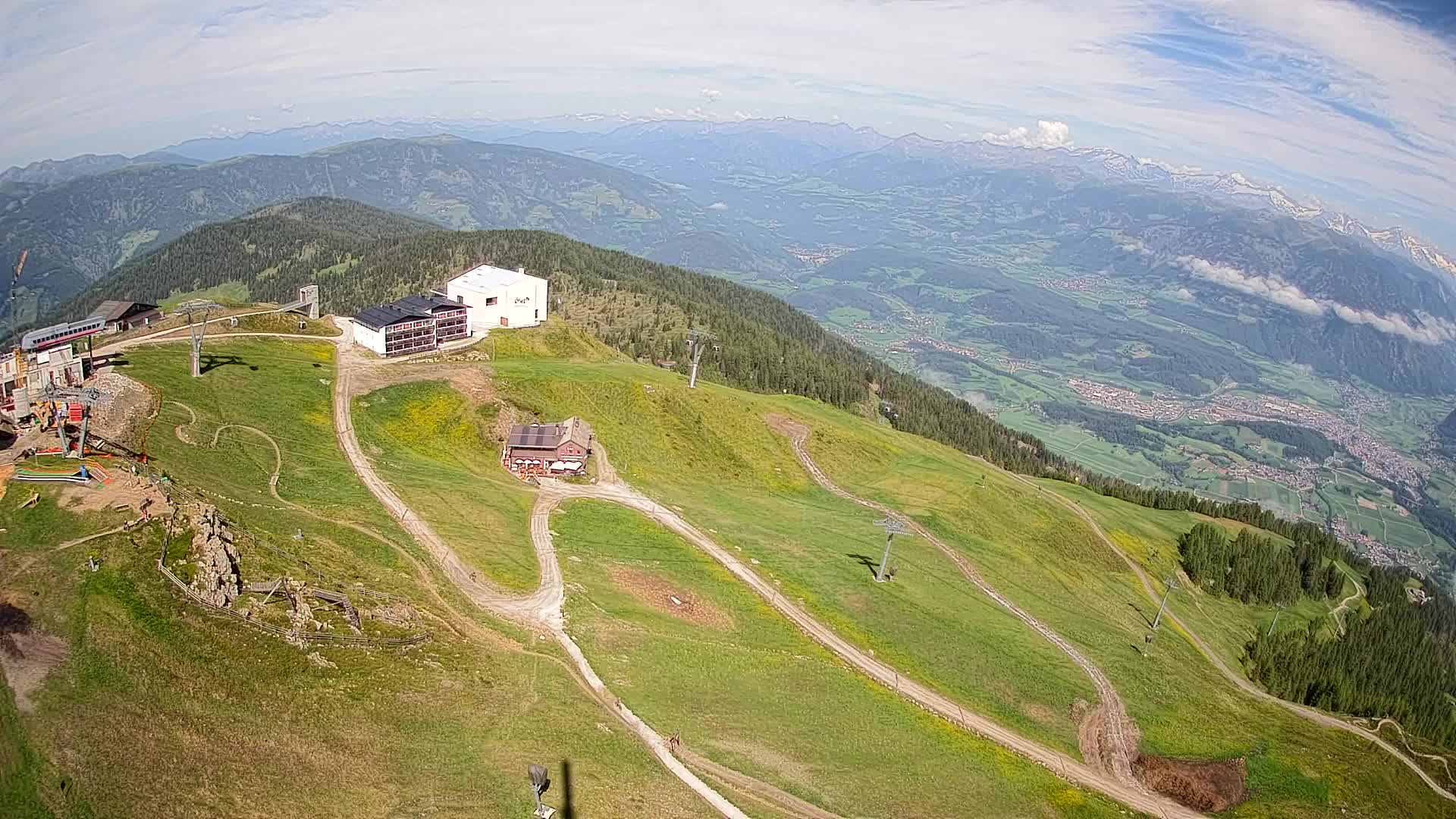 Cima estación de esquí Kronplatz | vista hacia Brunico