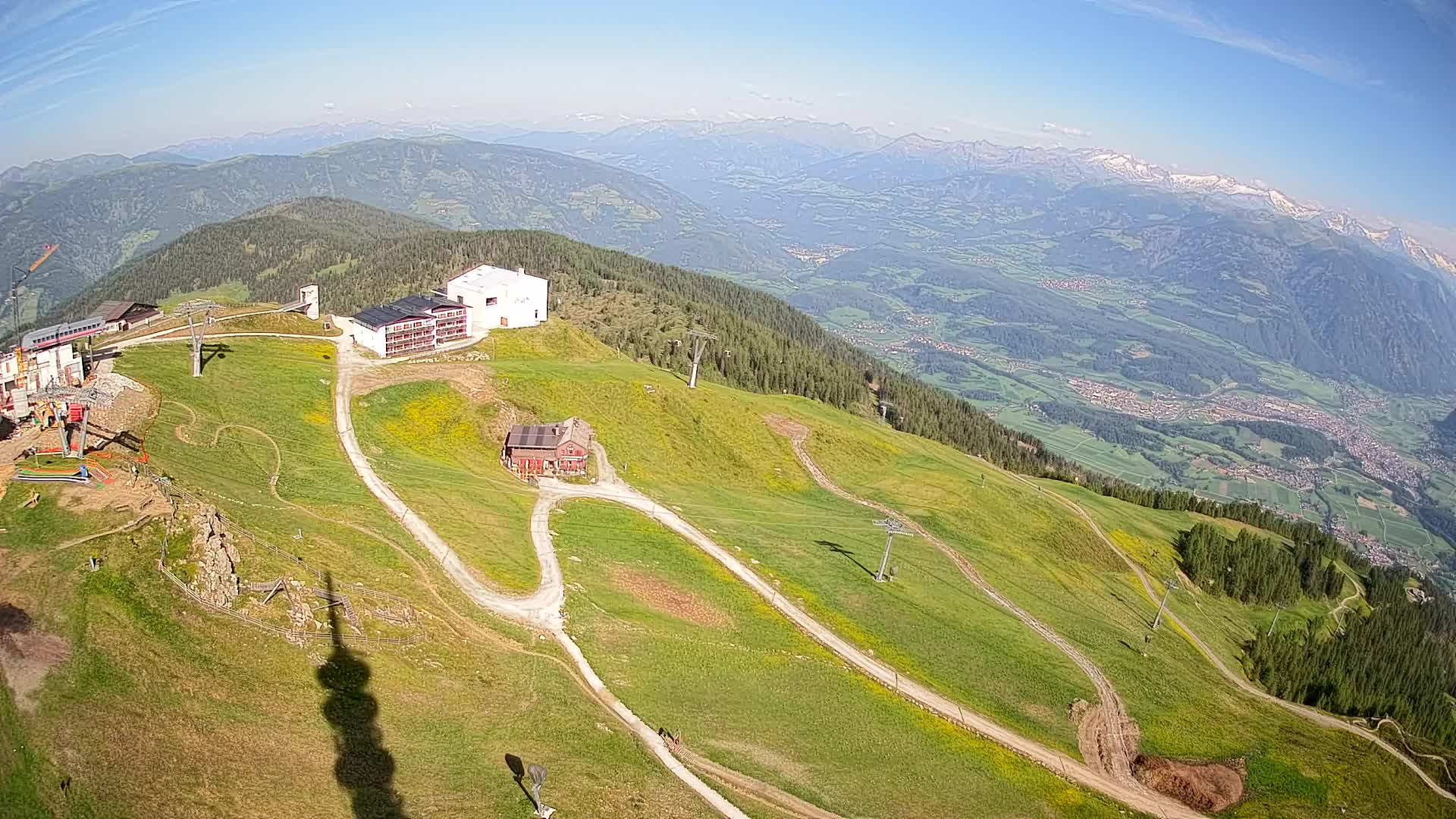 Cima estación de esquí Kronplatz | vista hacia Brunico