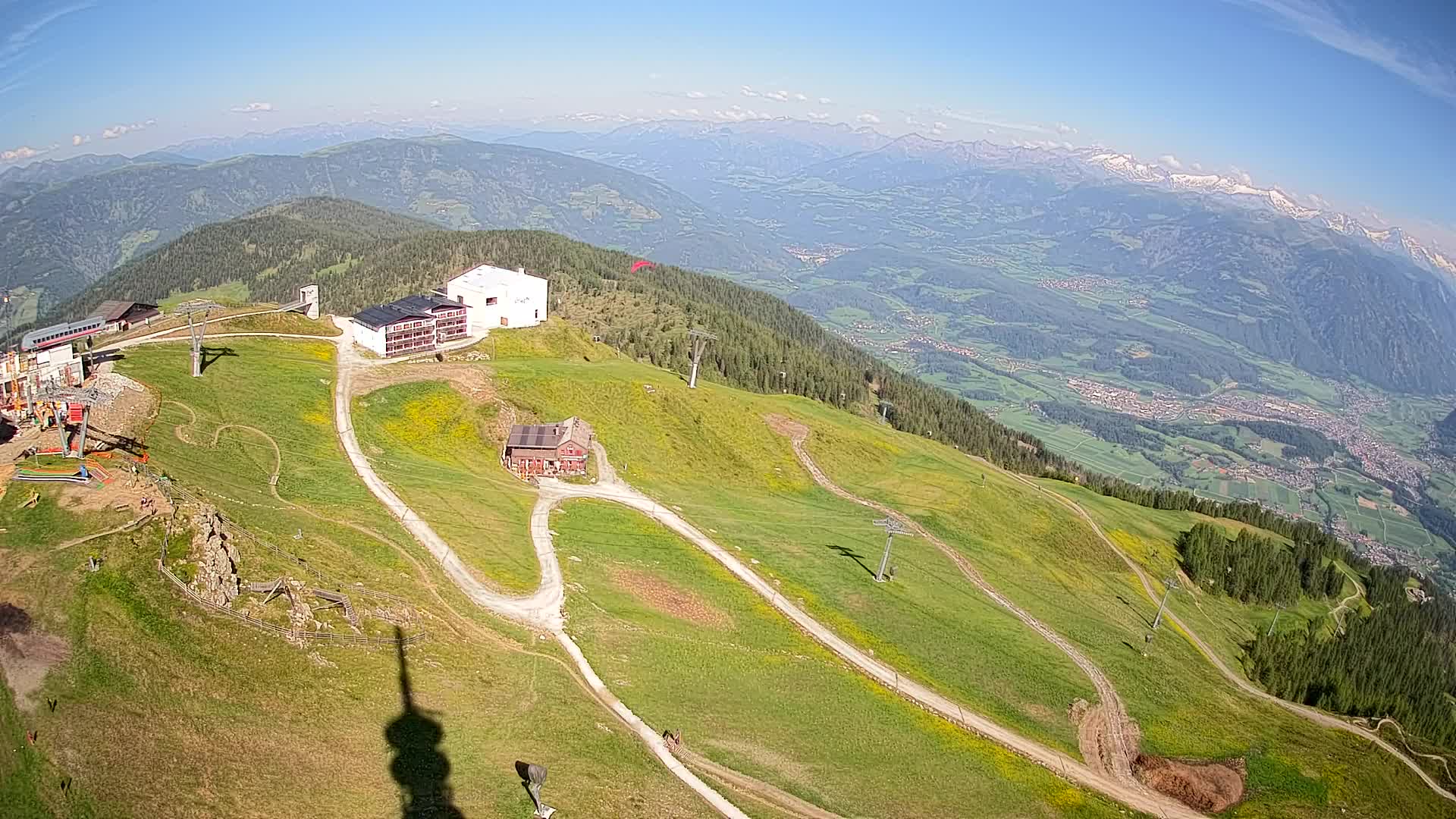 Cima estación de esquí Kronplatz | vista hacia Brunico