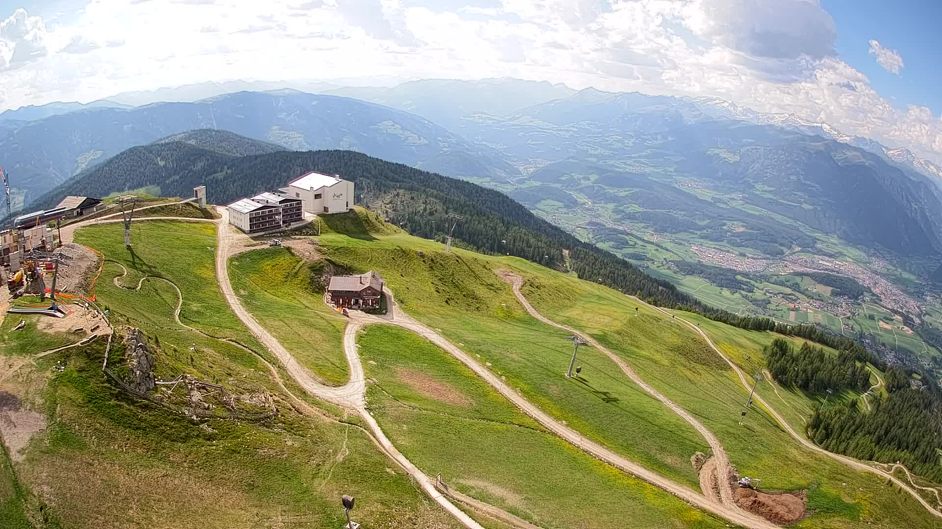 Stazione sciistica di Plan de Corones | vista su Brunico