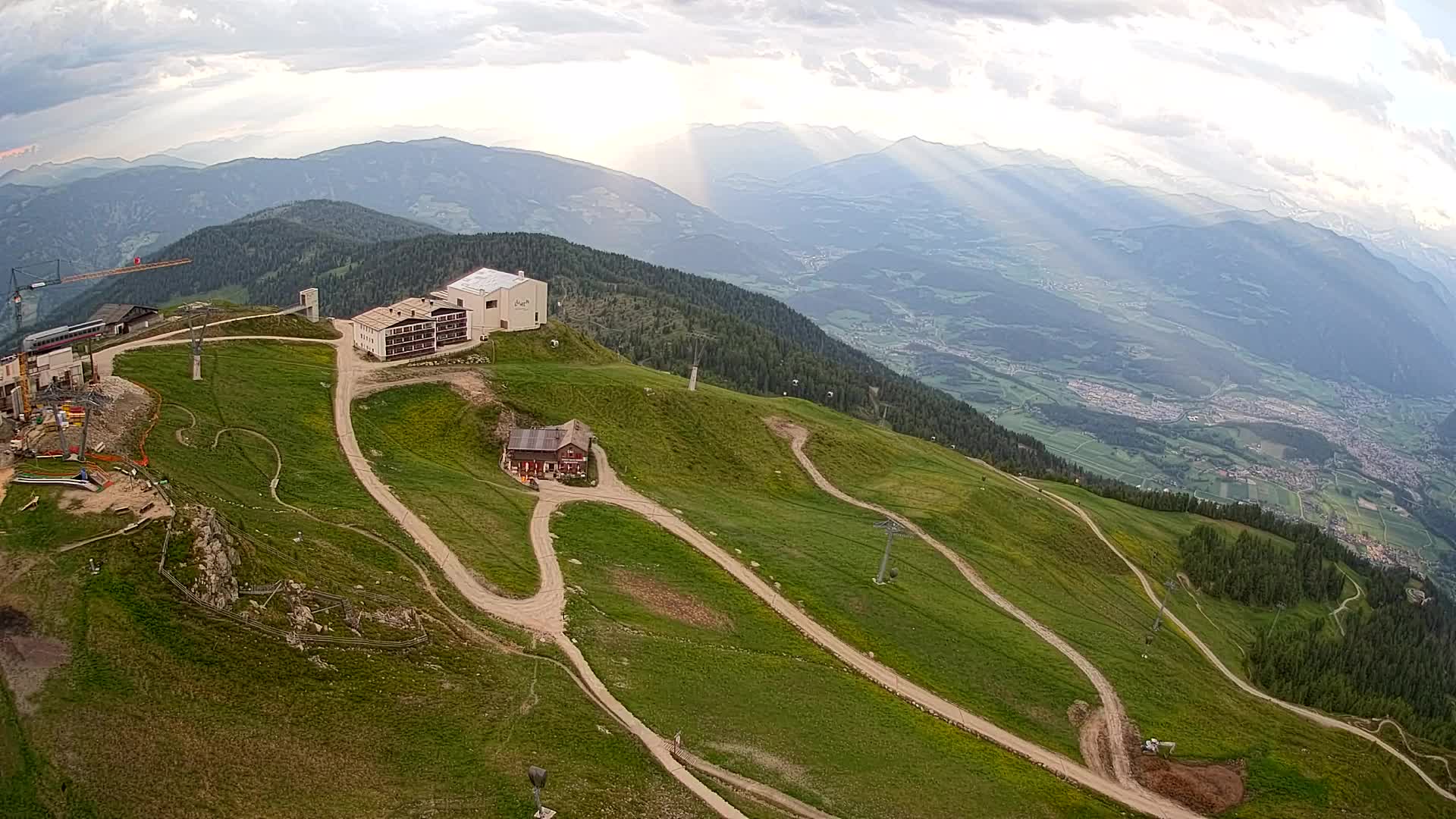 Skigebiet Kronplatz Gipfel | Blick auf Bruneck