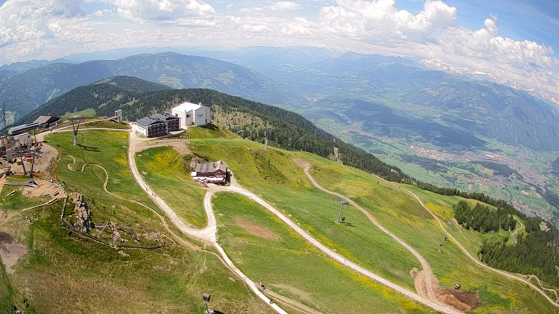 Skigebiet Kronplatz Gipfel | Blick auf Bruneck
