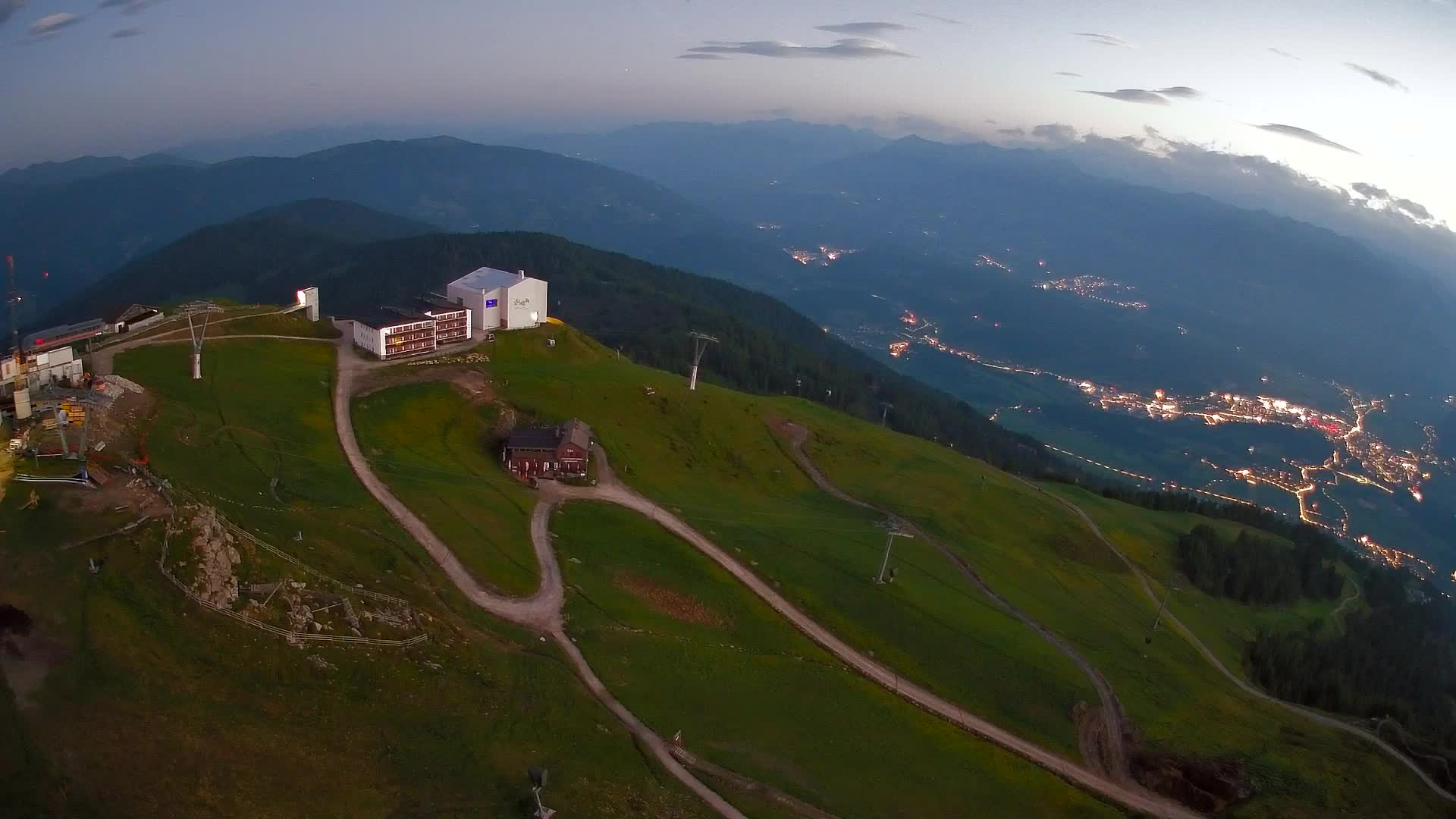 Smučišče Kronplatz – vrh | pogled na Bruneck