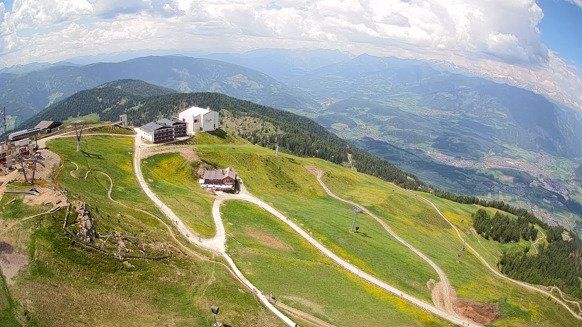 Stazione sciistica di Plan de Corones | vista su Brunico
