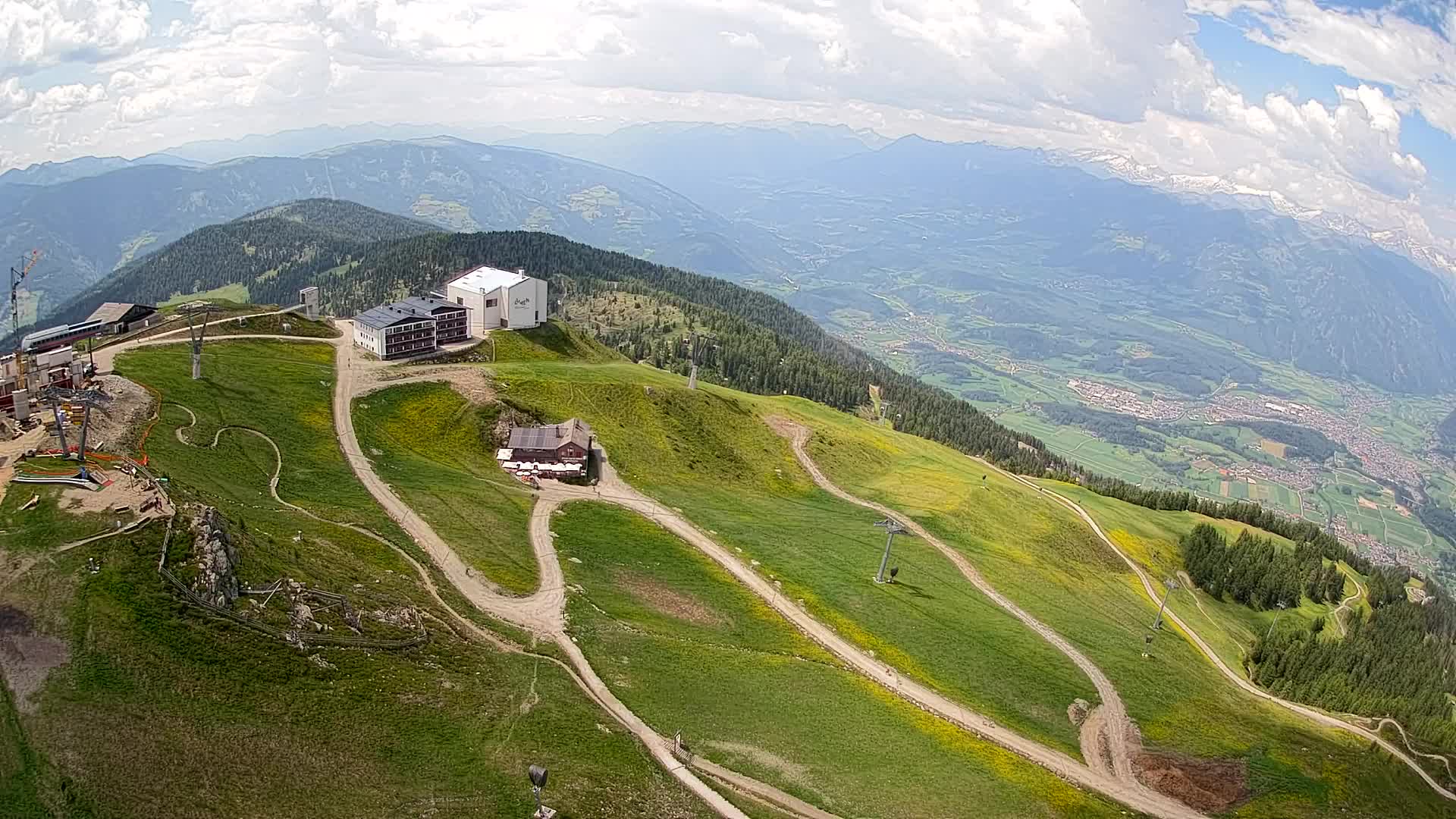 Skigebiet Kronplatz Gipfel | Blick auf Bruneck
