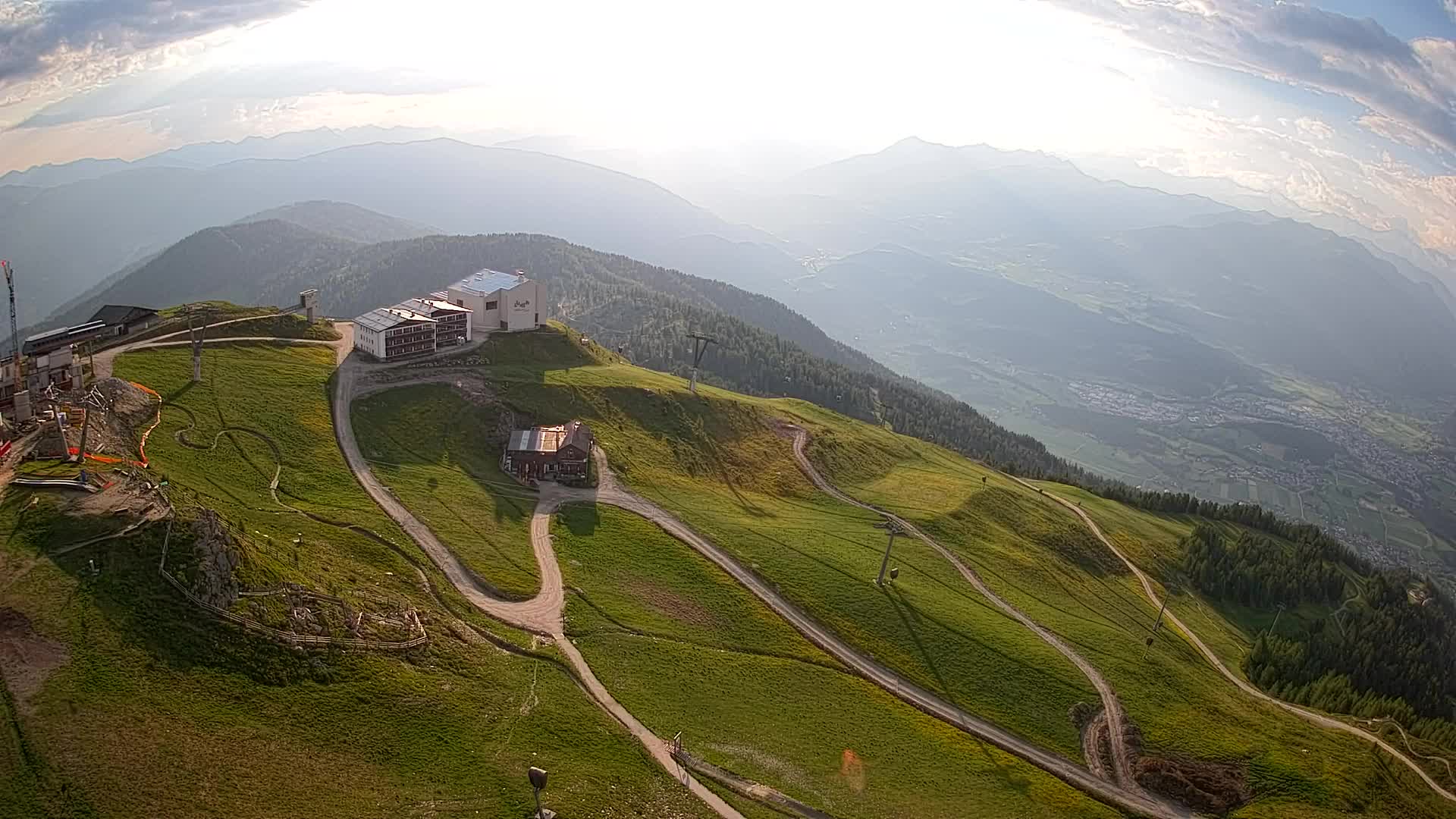 Station de ski Kronplatz sommet | vue sur Brunico