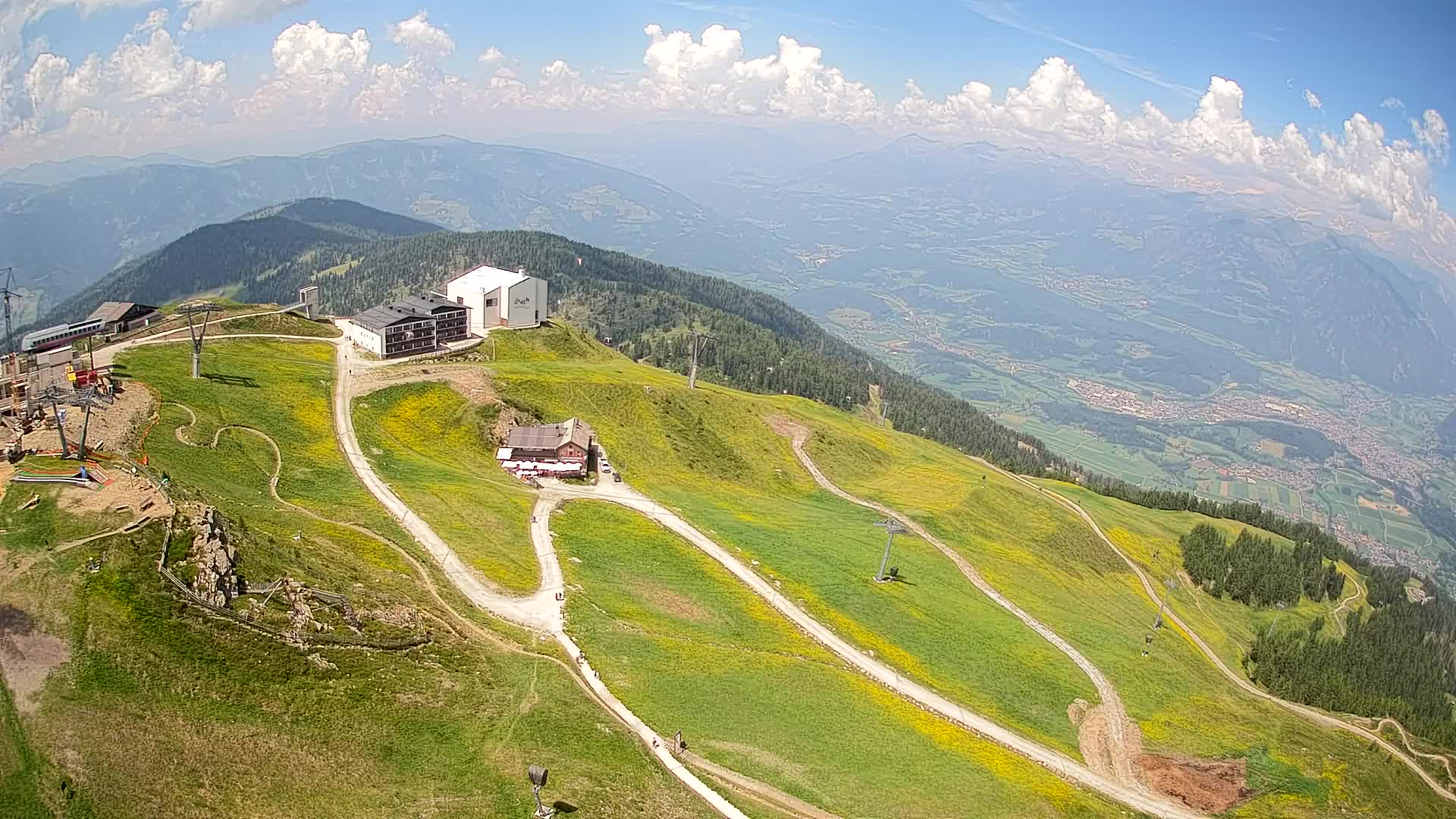 Stazione sciistica di Plan de Corones | vista su Brunico
