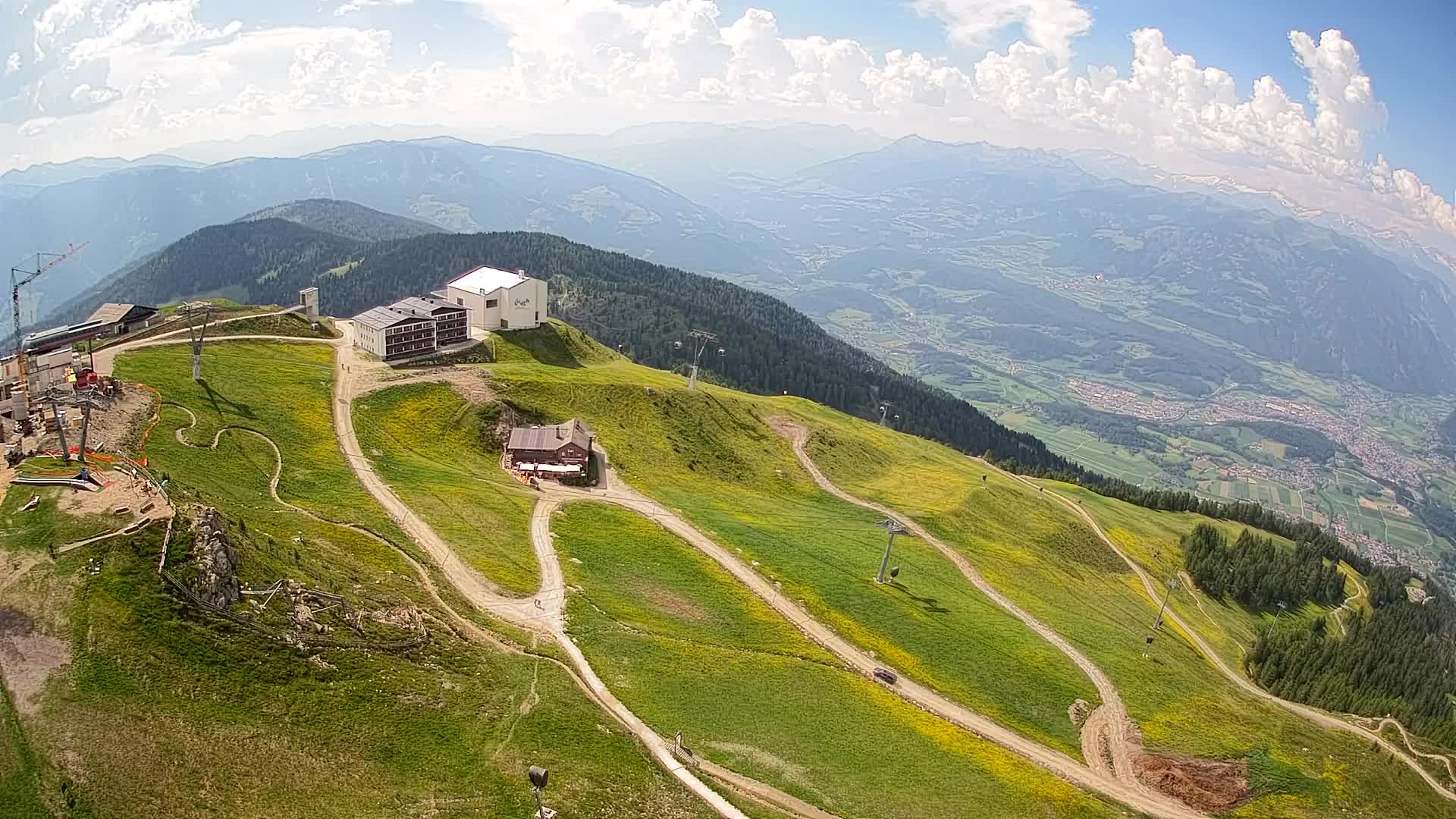 Stazione sciistica di Plan de Corones | vista su Brunico